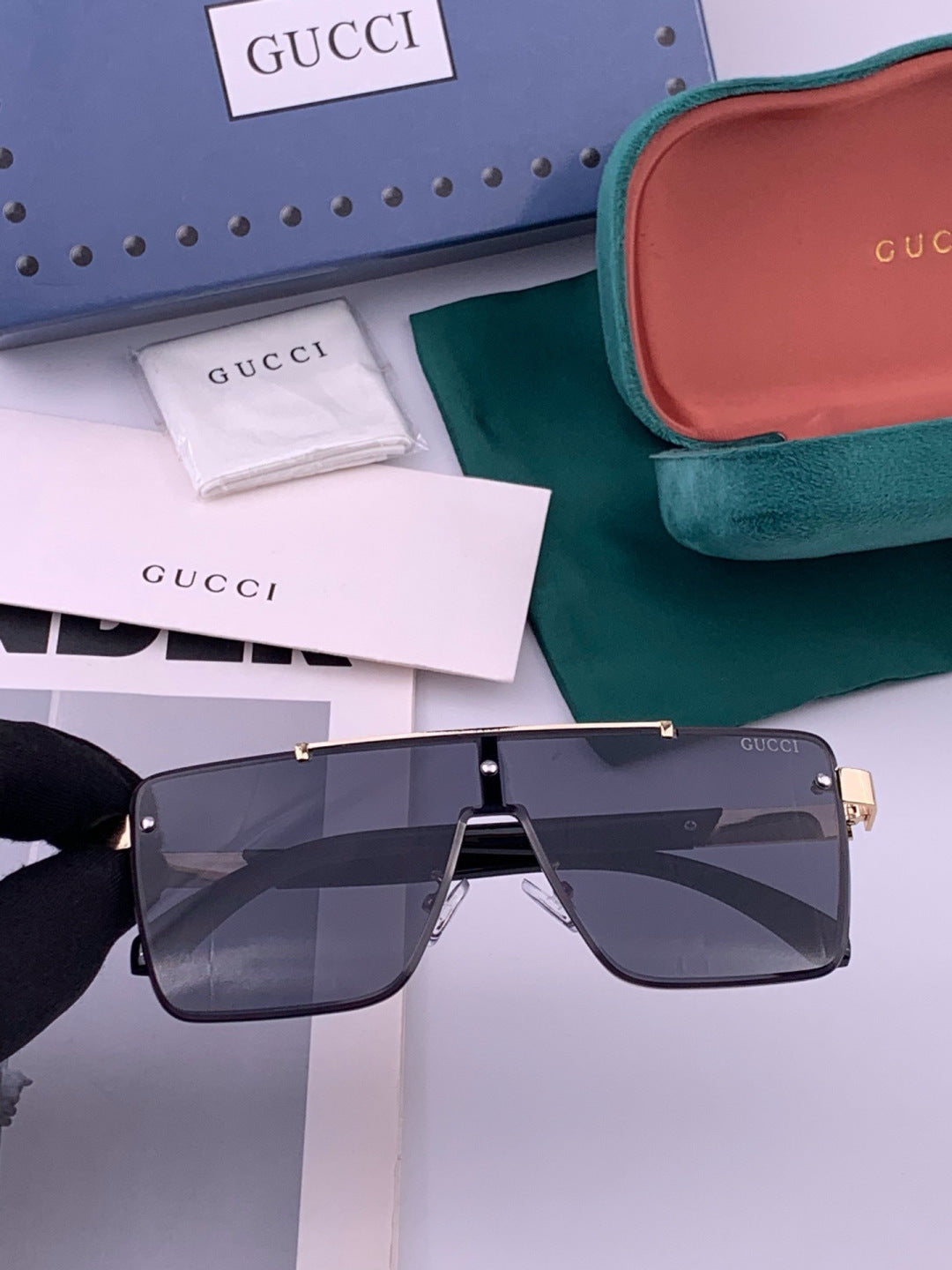 Gucci G51754 Aviator Black Lens Sunglasses for Men & Women - 398399