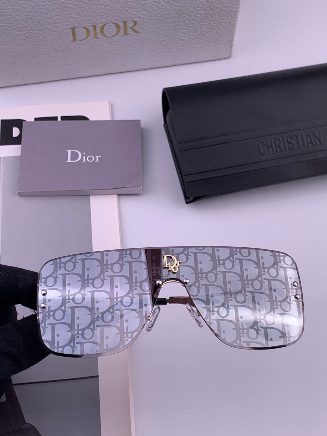 Dior CD11753 Fashion Blue Lens Sunglasses for Women - 398690 - detail image 3