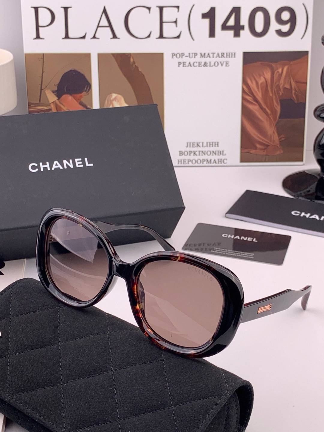 Chanel CH3992 Polarized Square Gold Lens Sunglasses for Women - detail image 5