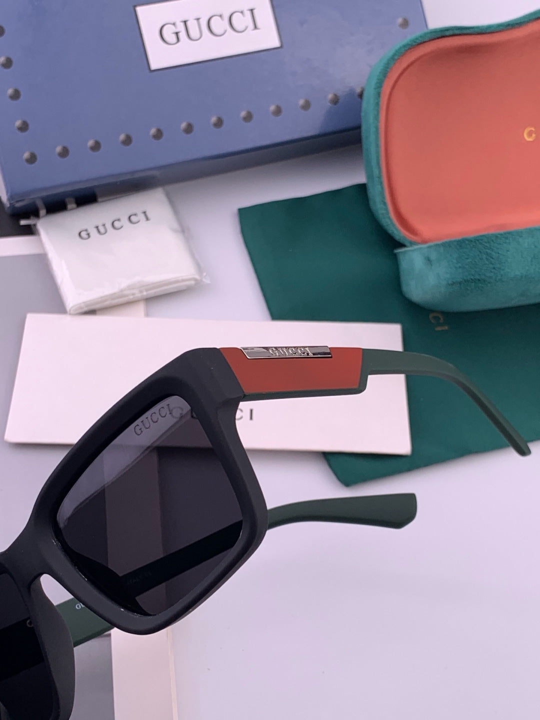 Gucci G8511 Polarized Square Red Lens Sunglasses for Women - 398378 - detail image 5