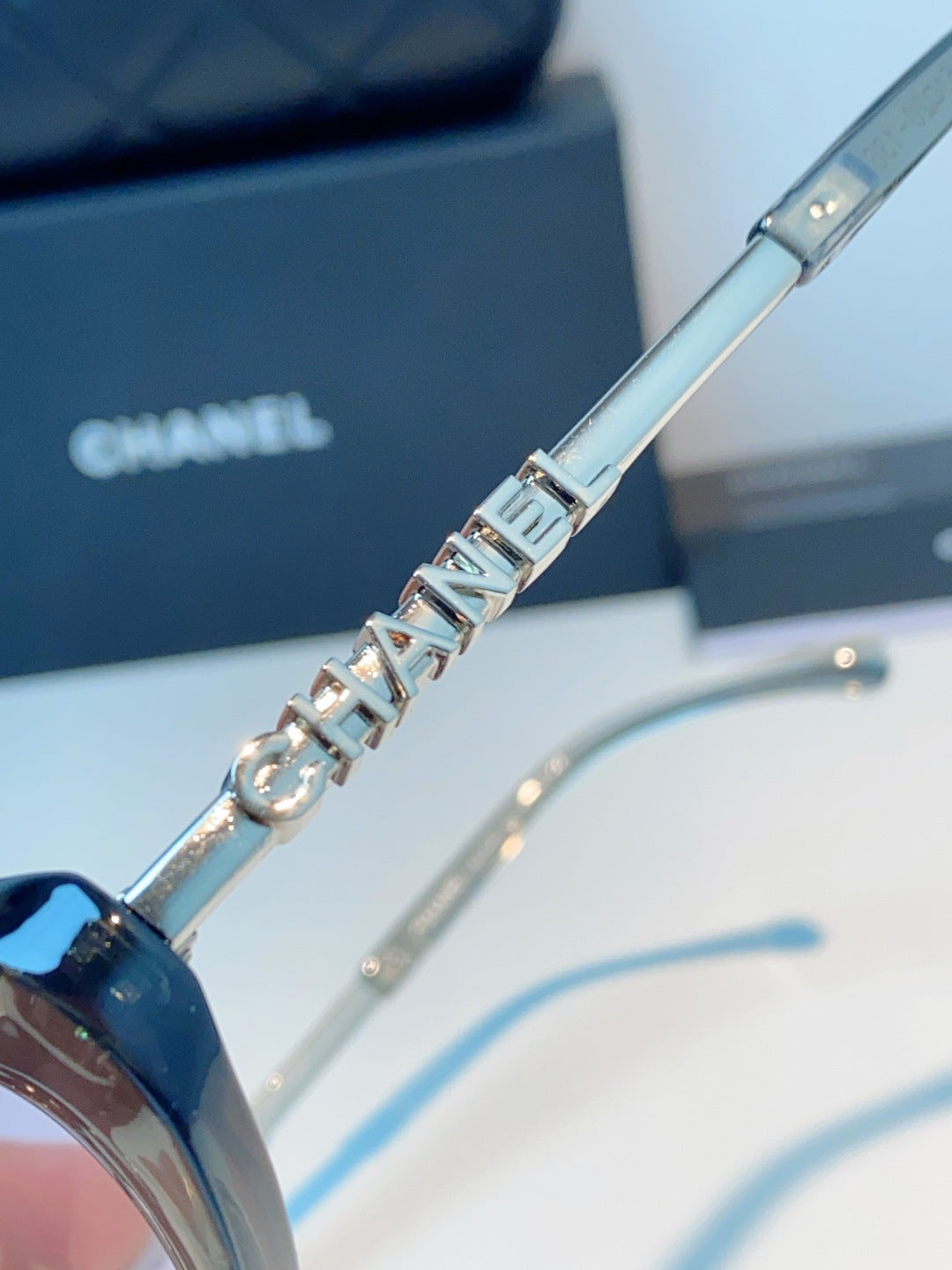 Chanel Cat-Eye Gray Lens Sunglasses for Men & Women - 398603 - detail image 8