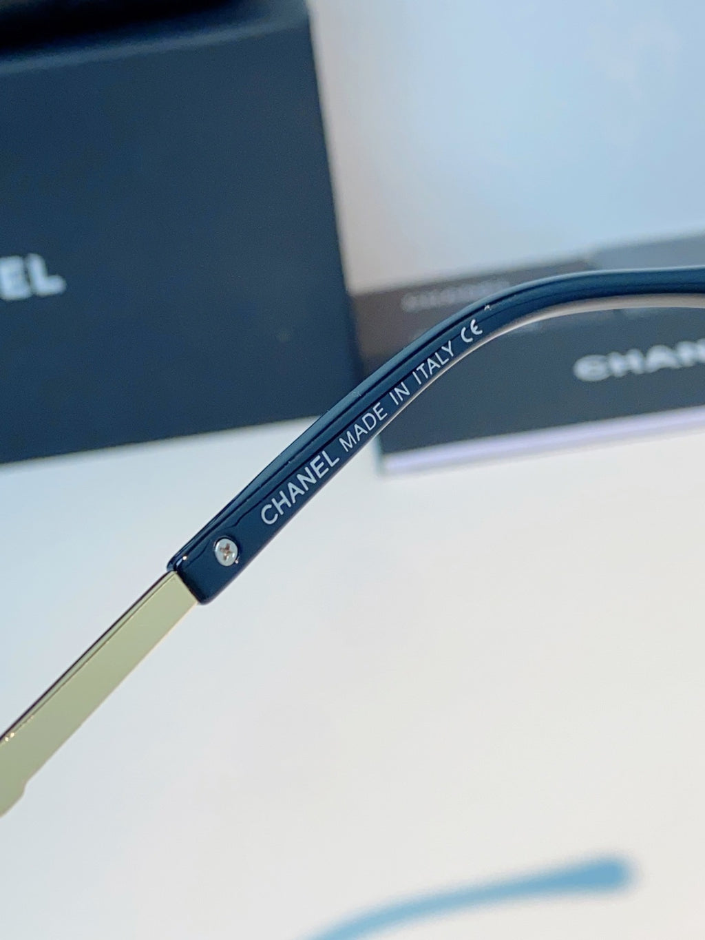 Chanel Cat-Eye Gray Lens Sunglasses for Men & Women - 398607 - detail image 9