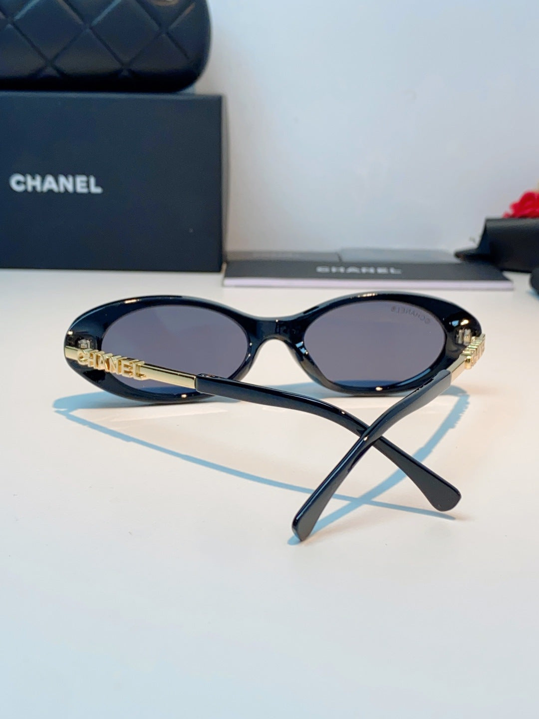 Chanel Cat-Eye Gray Lens Sunglasses for Men & Women - detail image 3