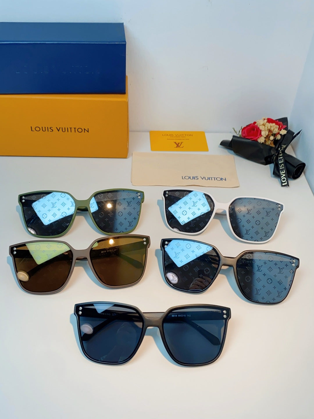 Louis Vuitton Square Brown Lens Sunglasses for Men & Women - 398157 - detail image 14