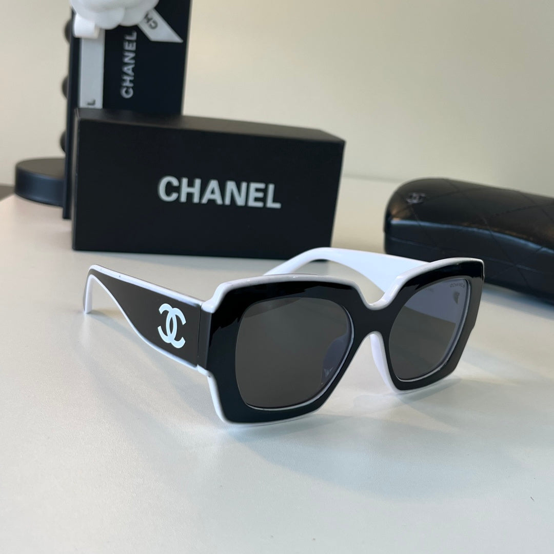 Chanel Fashion Black Lens Sunglasses for Men & Women - 431543