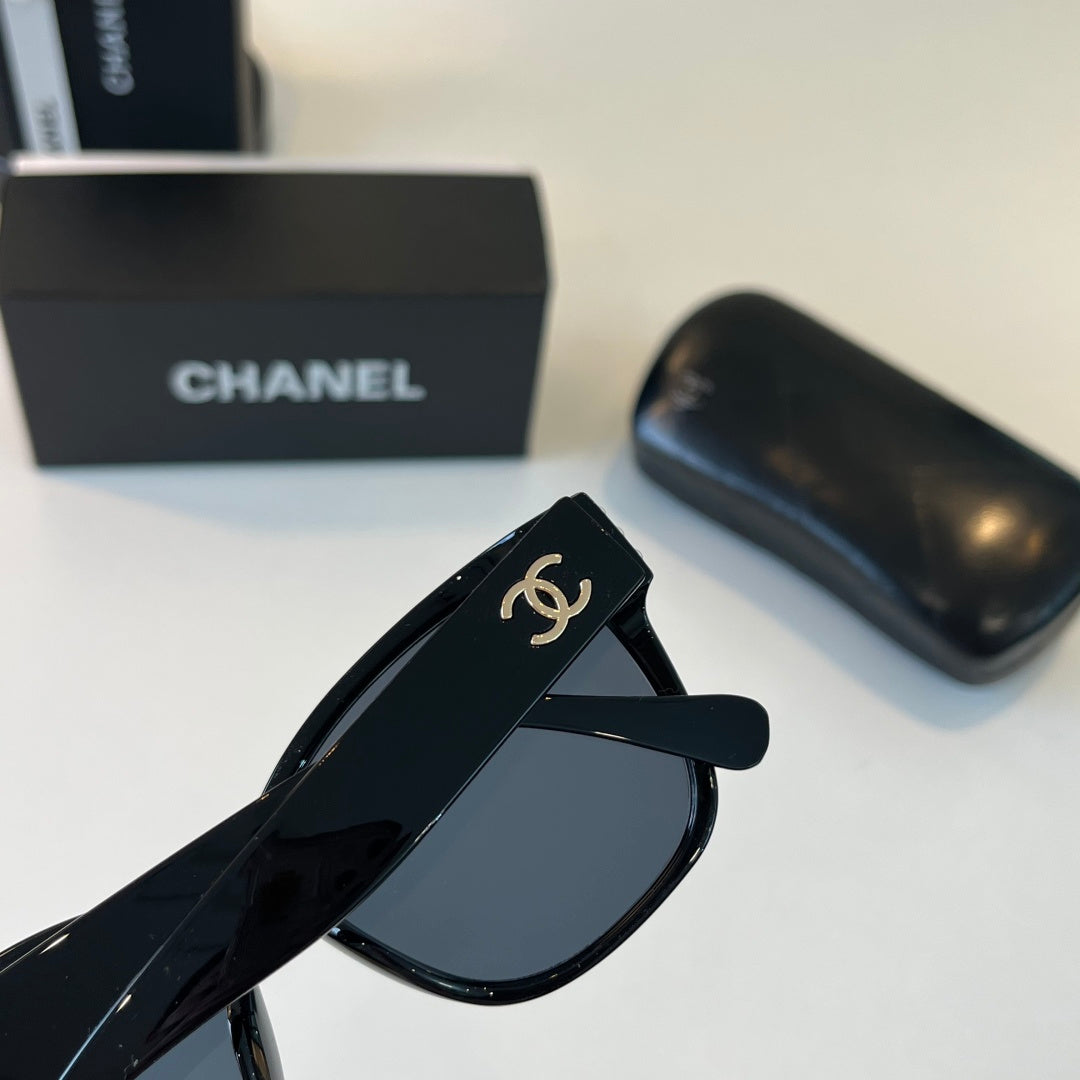 Chanel Oversized Black Lens Sunglasses for Men & Women - 493559 - detail image 7