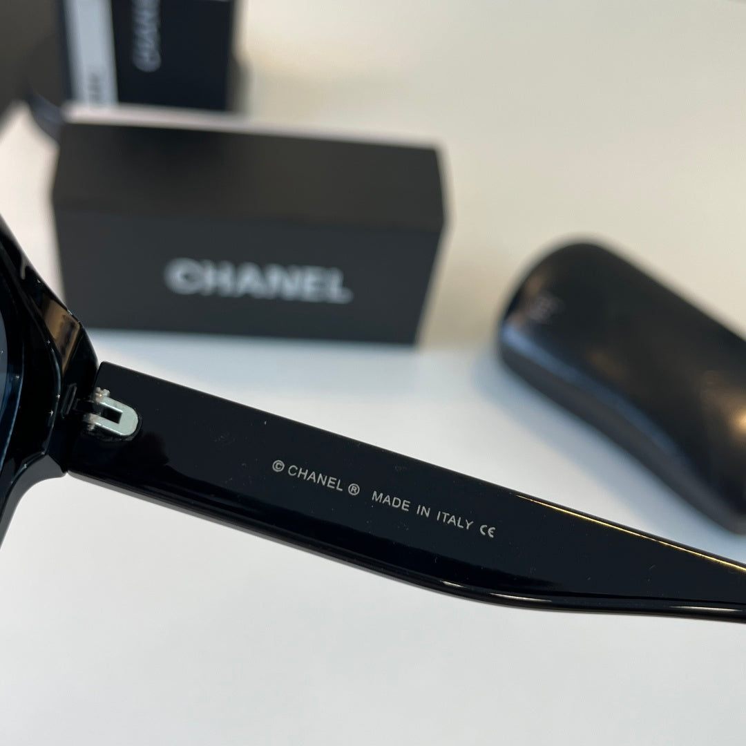 Chanel Oversized Black Lens Sunglasses for Men & Women - 493559 - detail image 10
