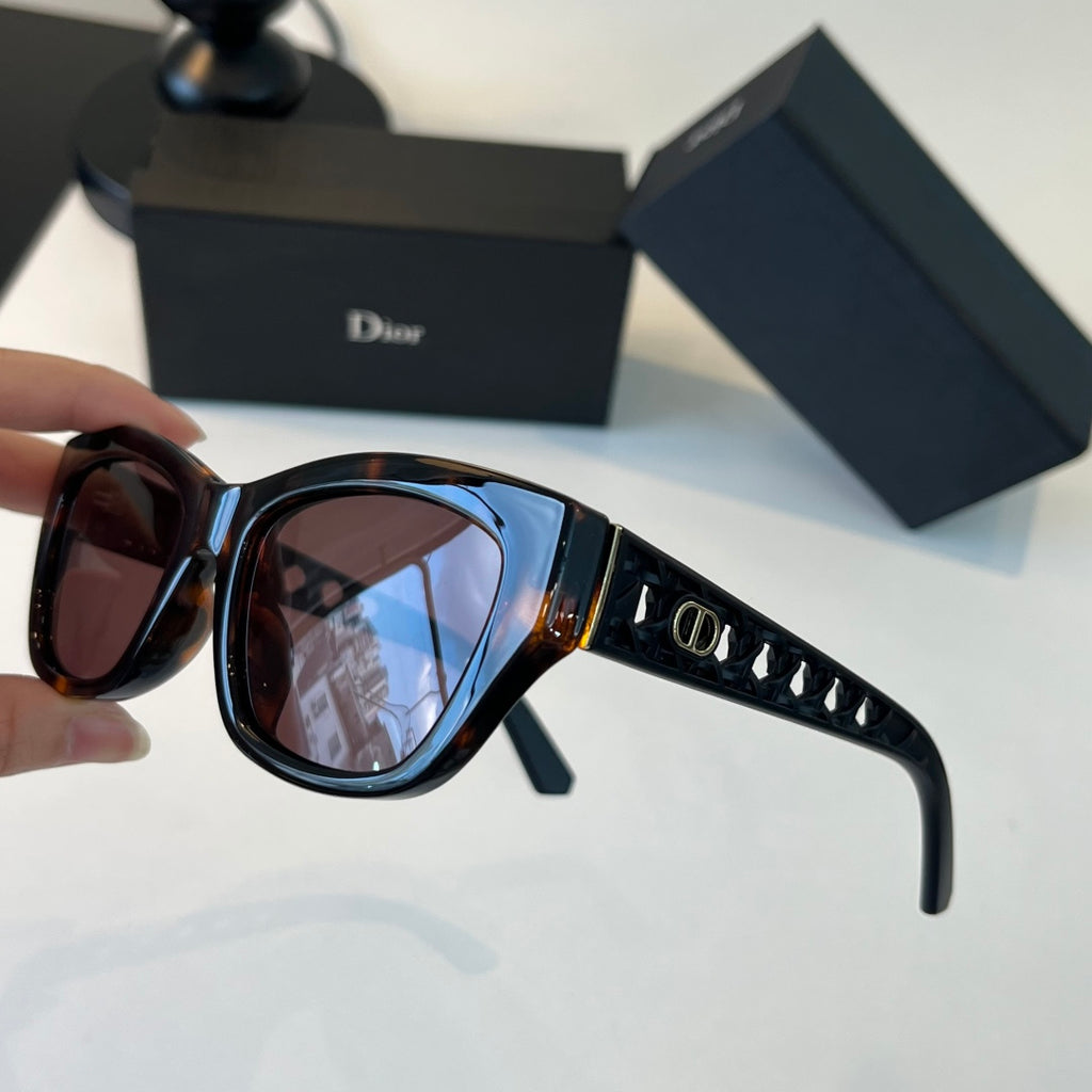Dior Fashion Black Lens Sunglasses for Men & Women - 431750 - detail image 4
