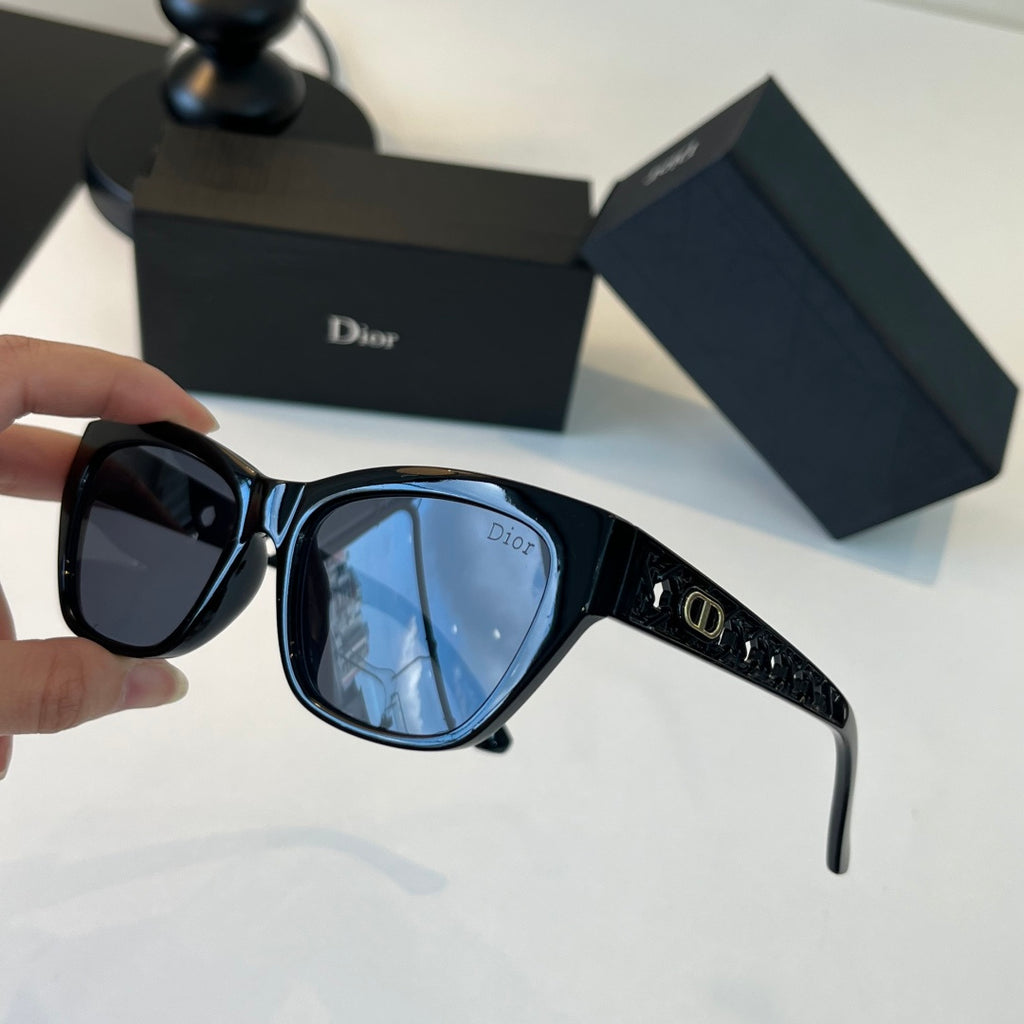Dior Fashion Black Lens Sunglasses for Men & Women - 398669 - detail image 4