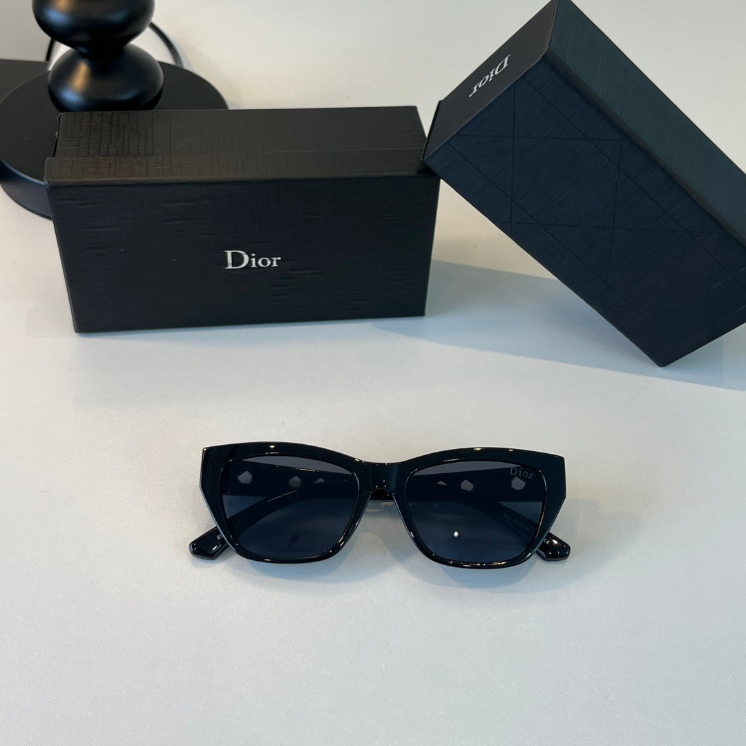 Dior Fashion Black Lens Sunglasses for Men & Women - 431751 - detail image 5