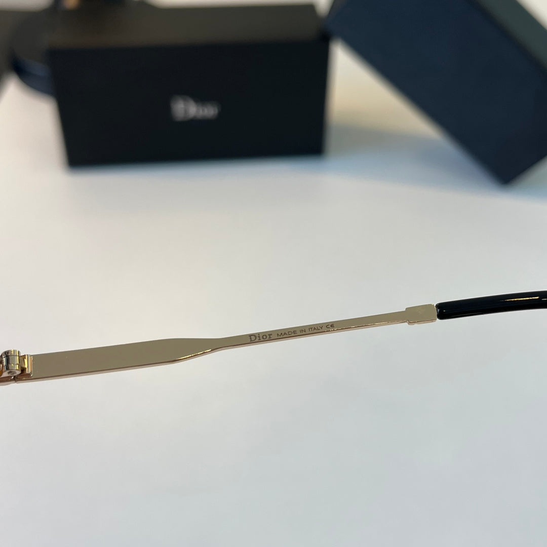 Dior Fashion Silver Lens Sunglasses for Men & Women - 486852 - detail image 10