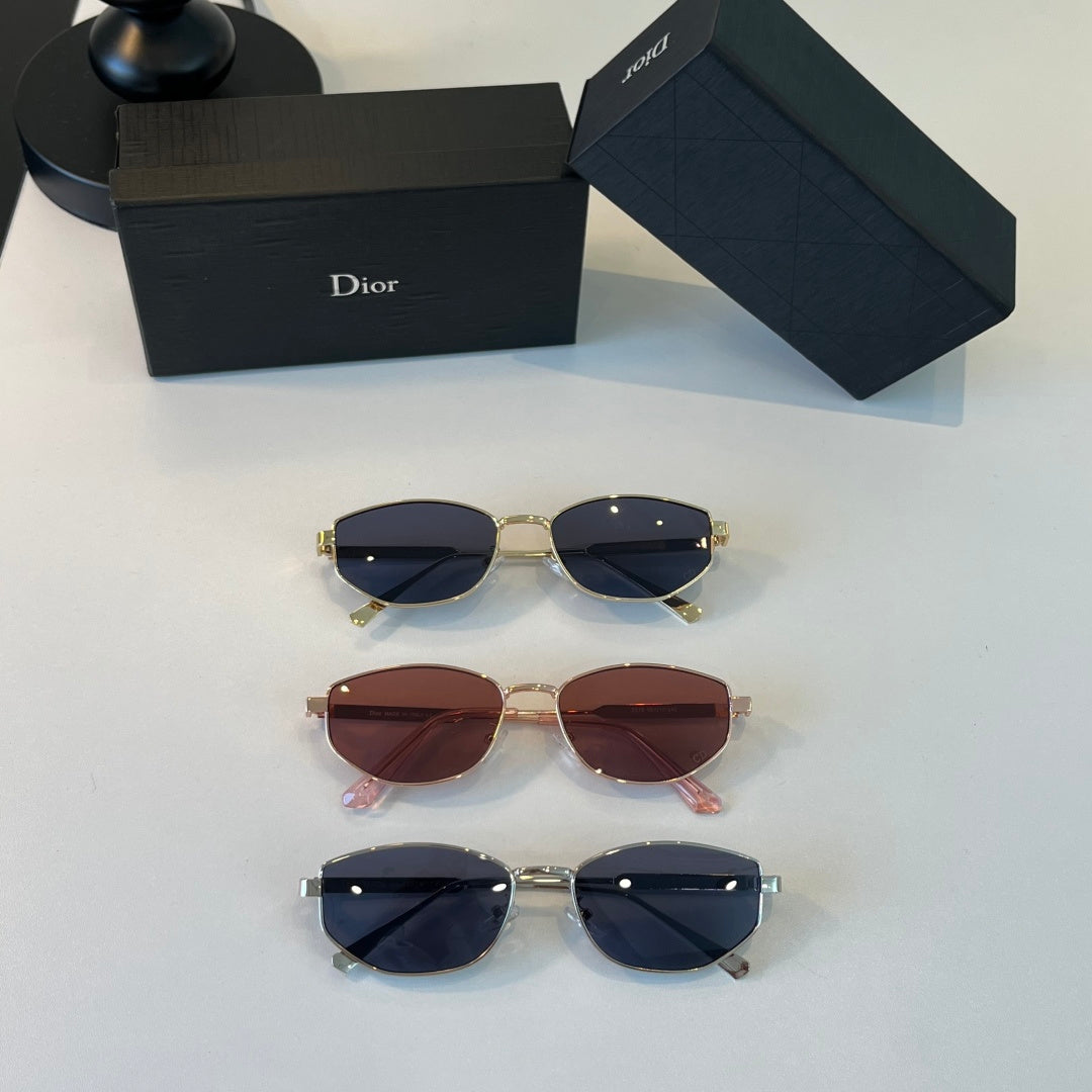 Dior Fashion Silver Lens Sunglasses for Women - detail image 11
