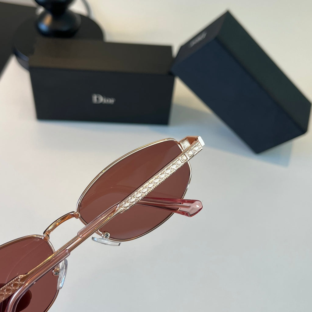 Dior Fashion Red Lens Sunglasses for Women - detail image 7