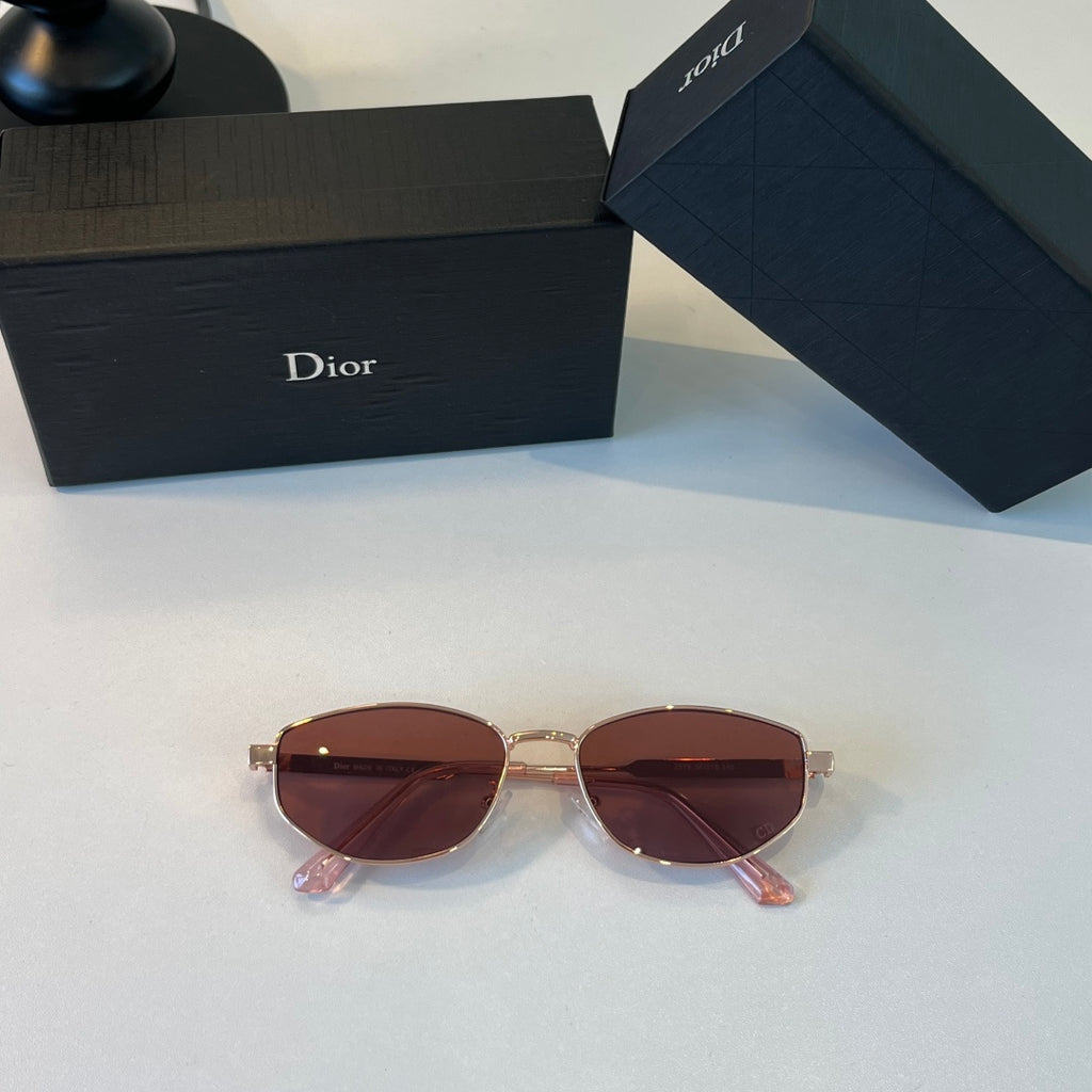 Dior Fashion Red Lens Sunglasses for Women - detail image 4