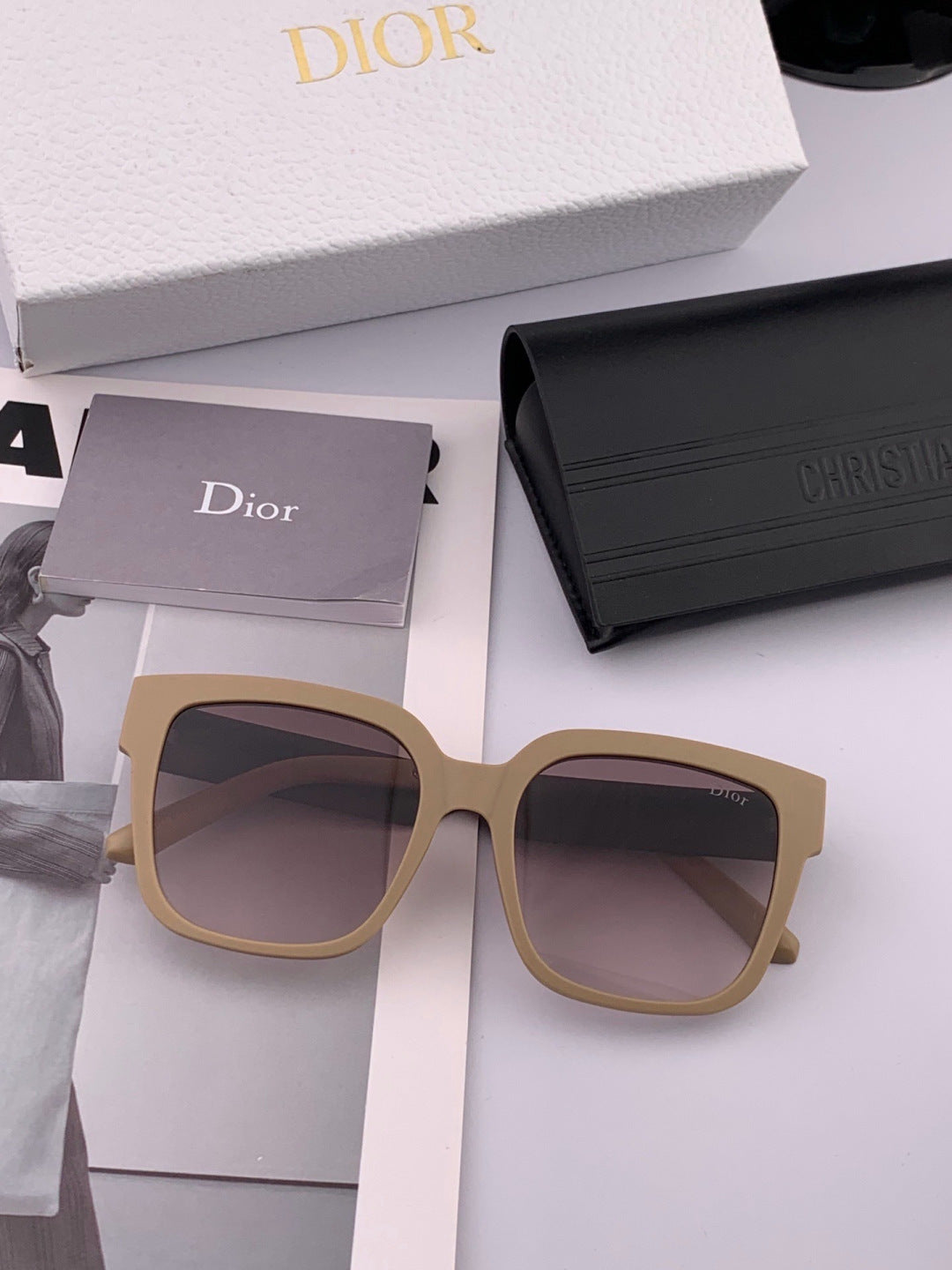 Dior D8304 Square Black Lens Sunglasses for Men & Women - detail image 2