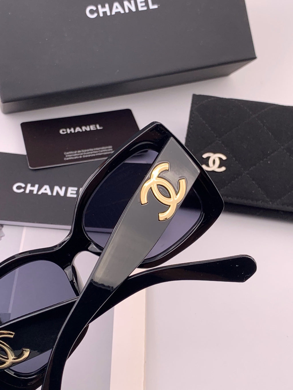 Chanel CH17005 Oversized Black Lens Sunglasses for Men & Women - 398653 - detail image 4