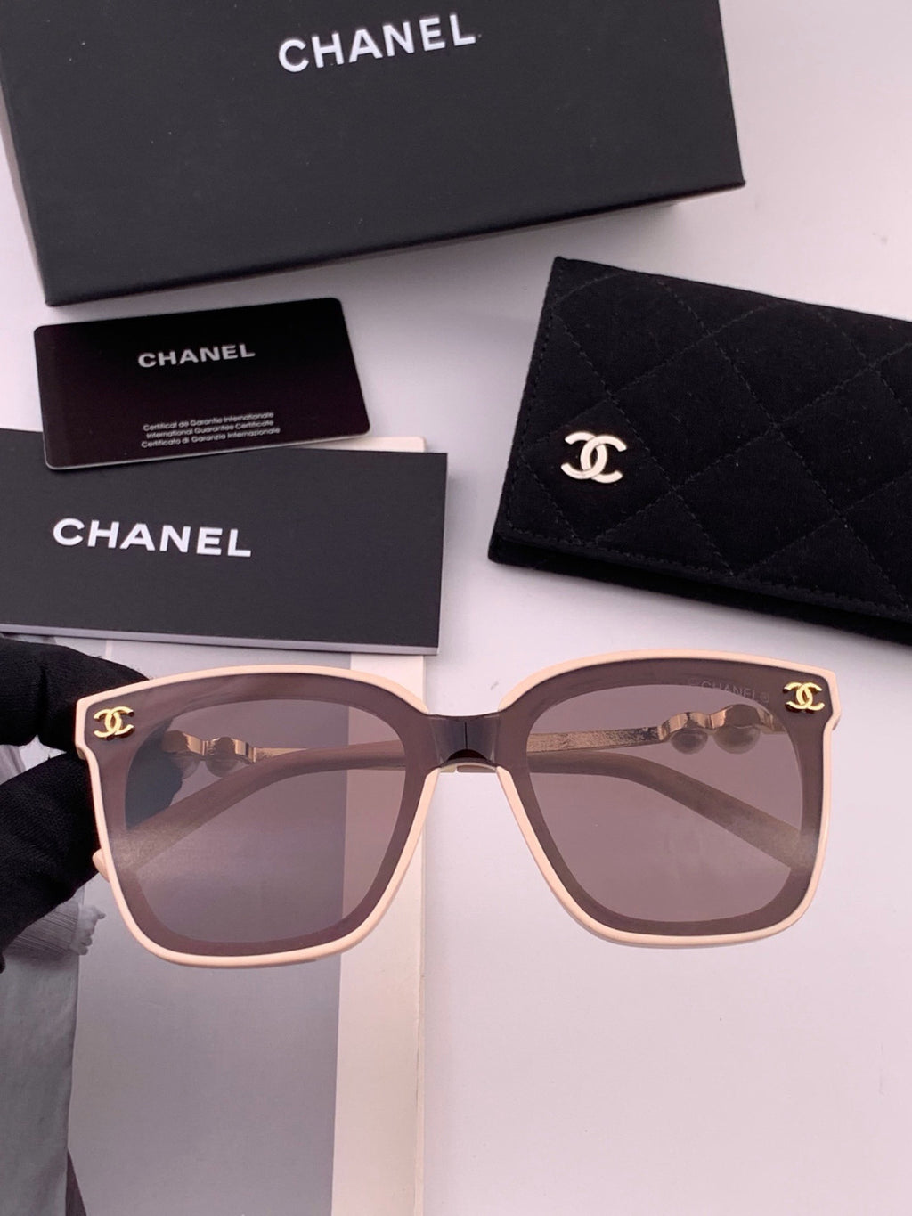Chanel CH4231 Oversized Black Lens Sunglasses for Men & Women - 398634 - detail image 7