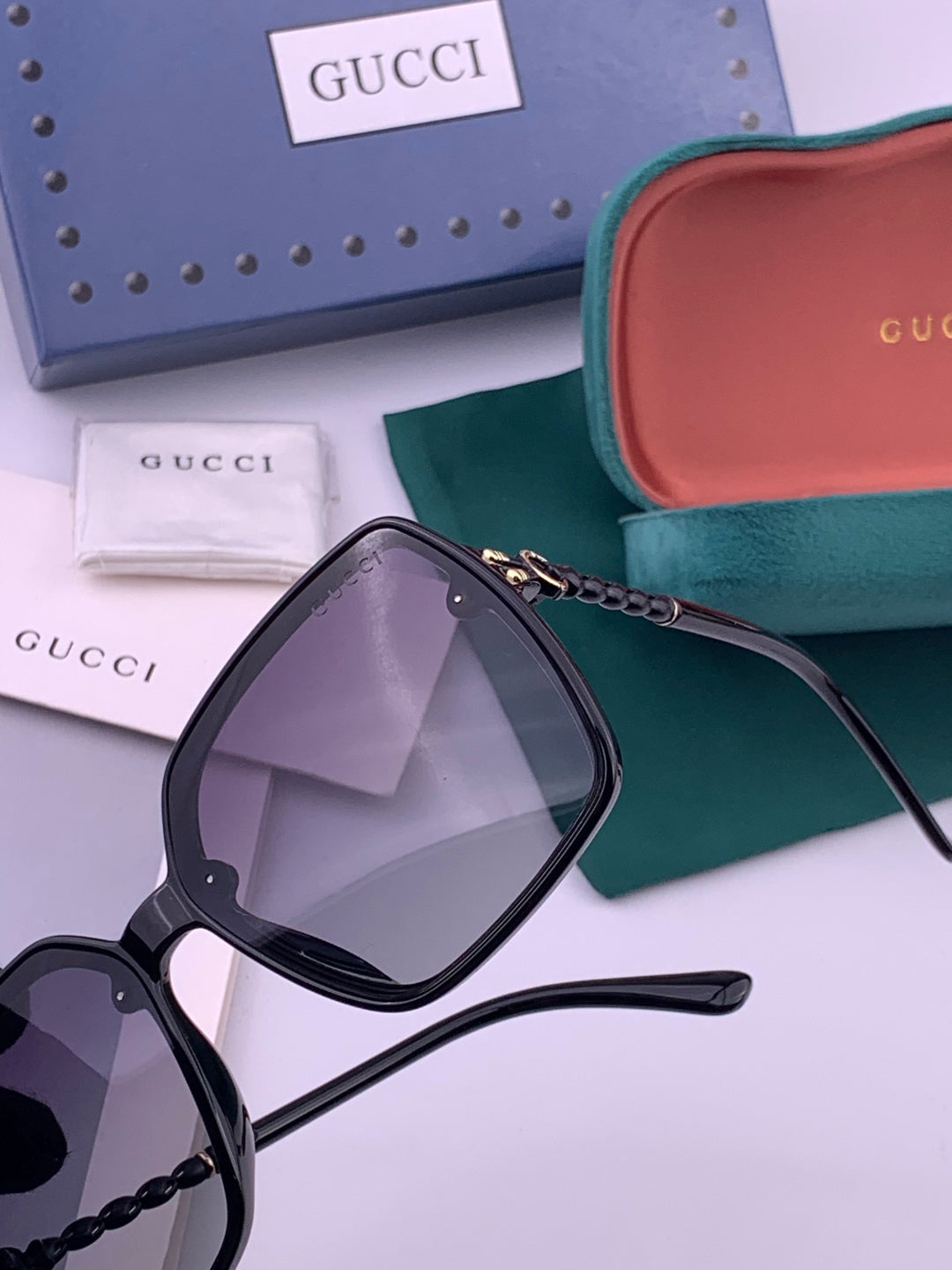 Gucci G0292 Polarized Round Brown Lens Sunglasses for Women - 398272 - detail image 3