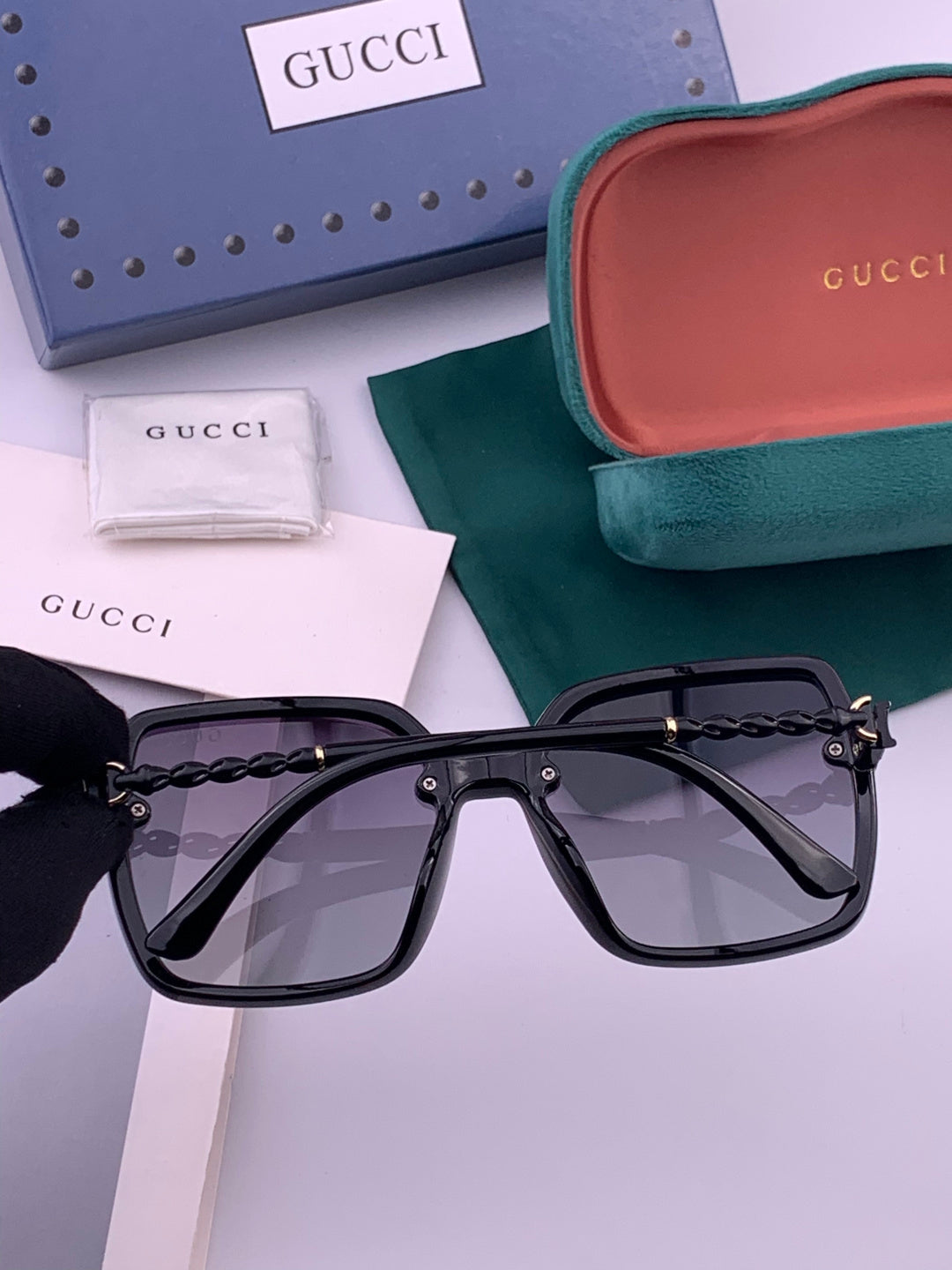 Gucci G0292 Polarized Round Brown Lens Sunglasses for Women - 398272 - detail image 5