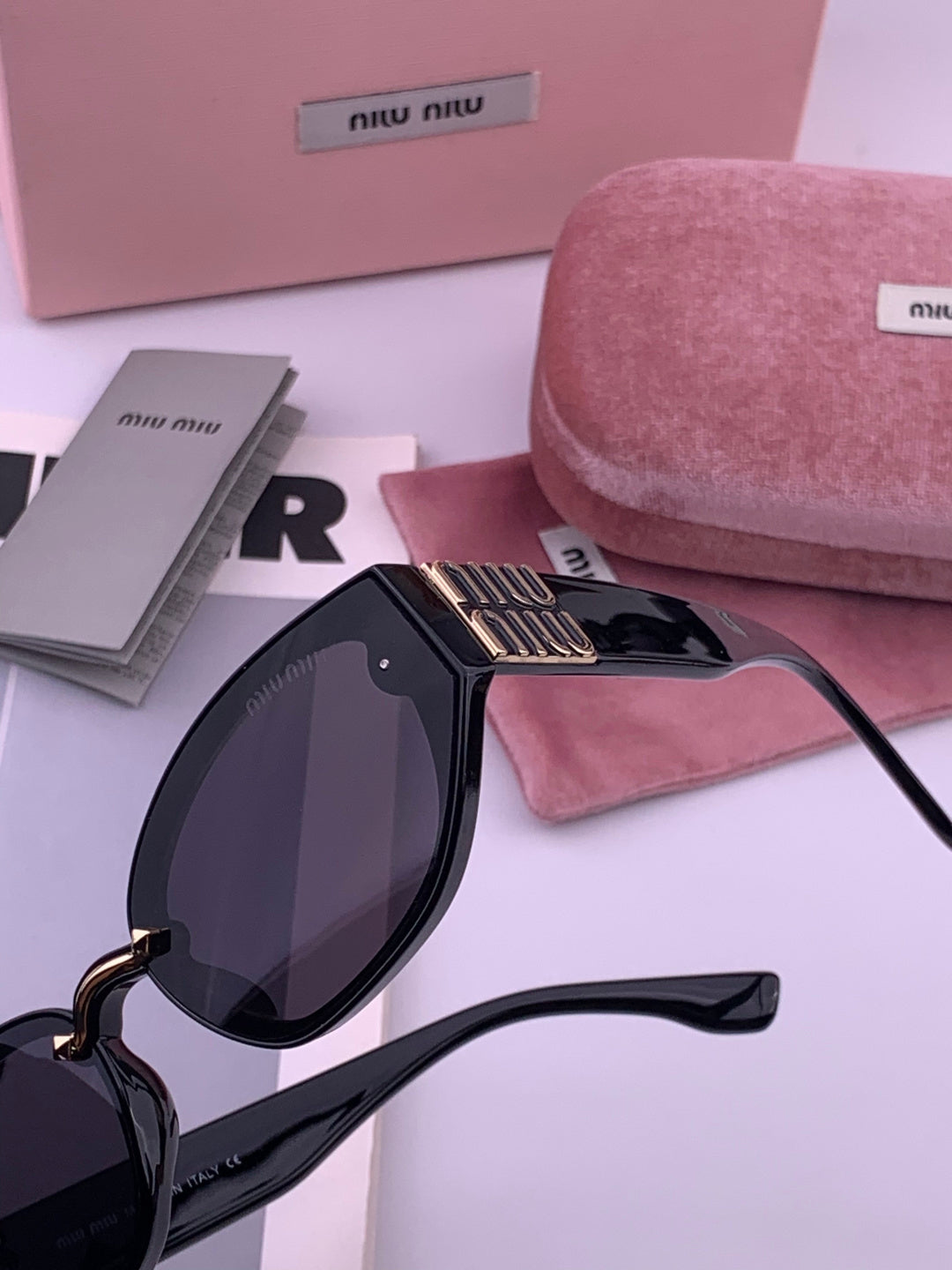 Miu Miu M7350 Fashion Black Lens Sunglasses for Men & Women - 399189 - detail image 3
