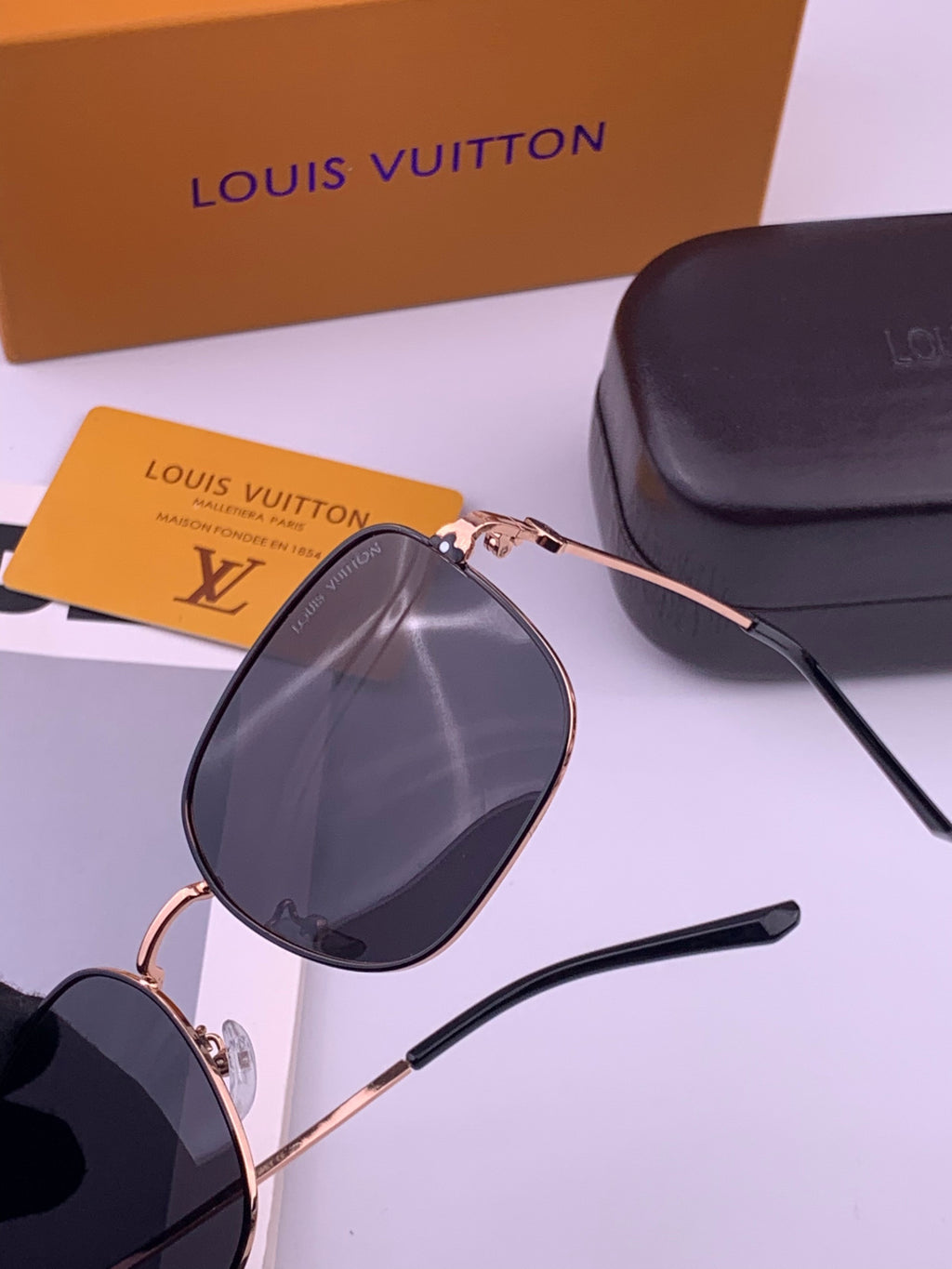 Louis Vuitton 5303 Polarized Aviator Black Lens Sunglasses for Men & - 398194 - detail image 3