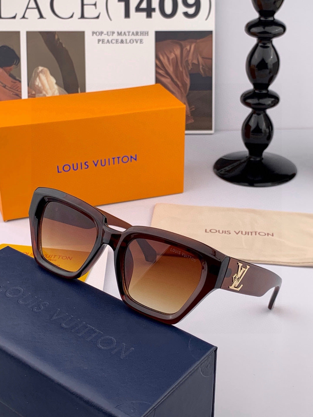 Louis Vuitton L26900 Square Black Lens Sunglasses for Women - 398199
