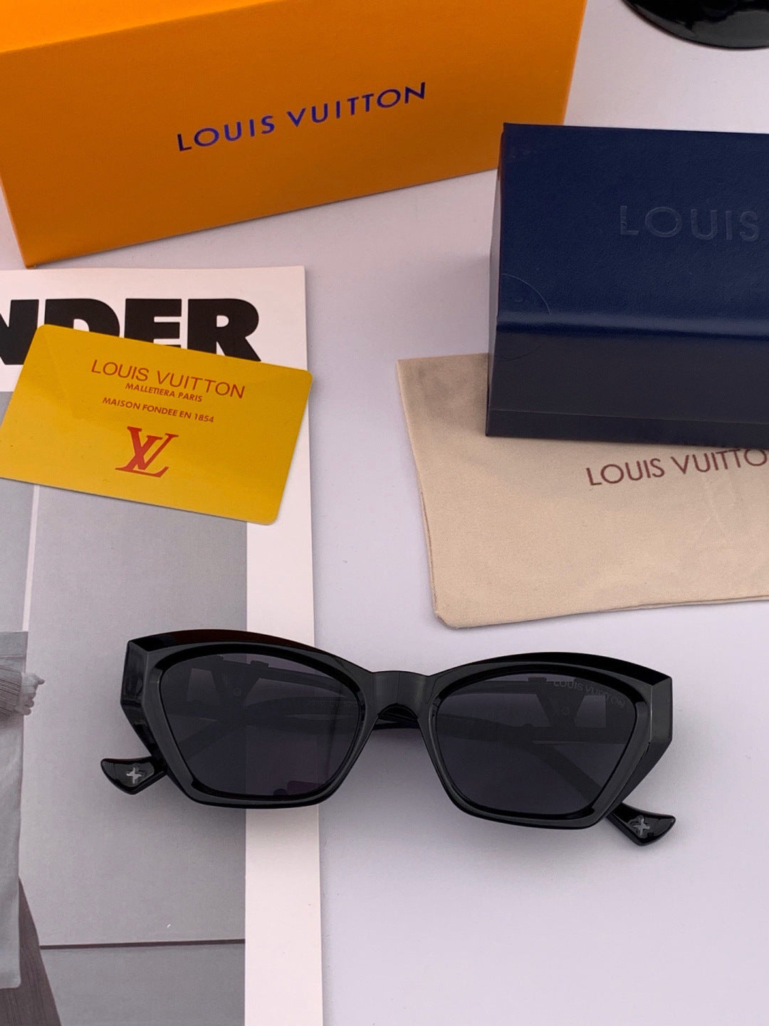 Louis Vuitton L4550 Square Black Lens Sunglasses for Men & Women - 398186