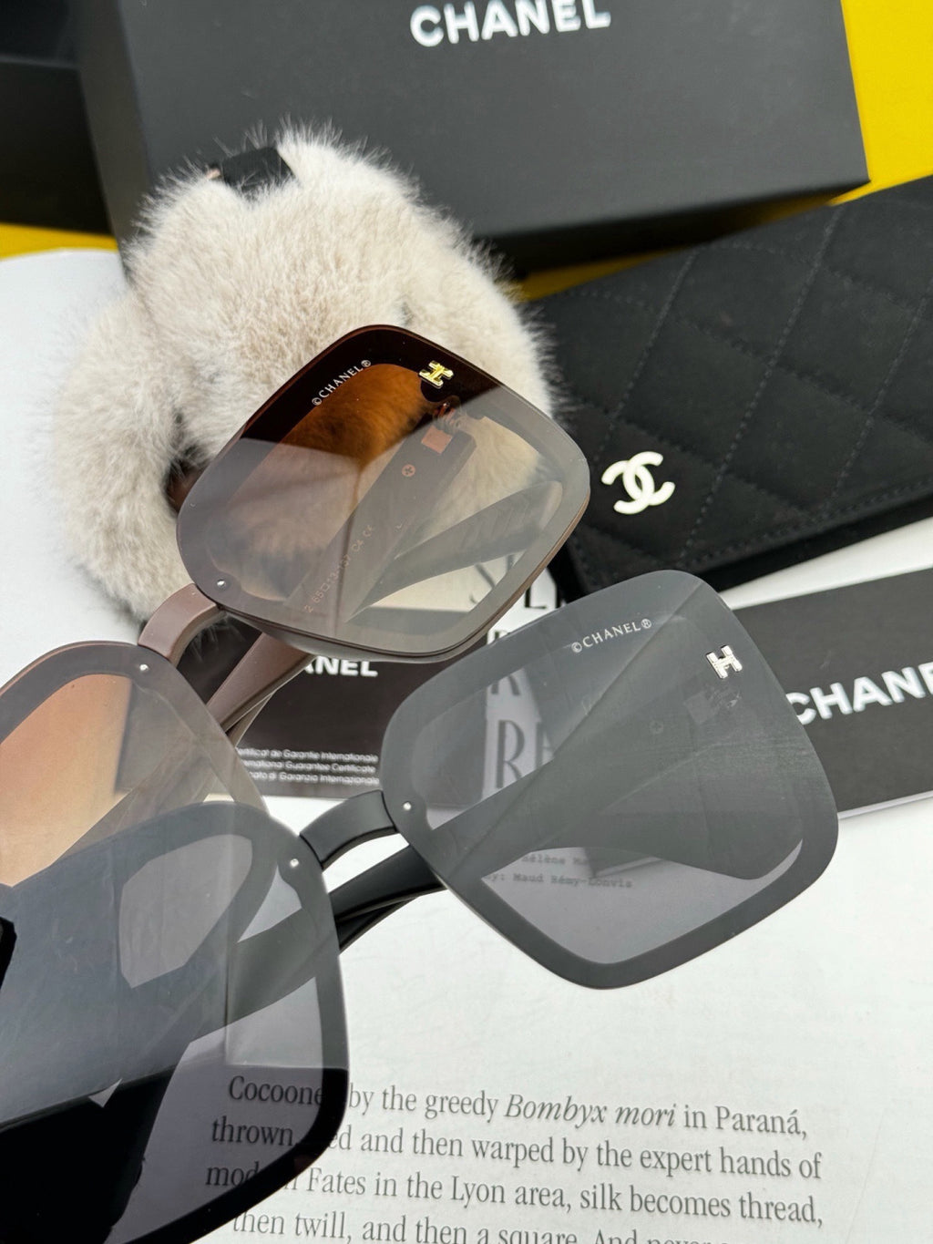 Chanel CH2305 Fashion Black Lens Sunglasses for Men & Women - 398628 - detail image 3