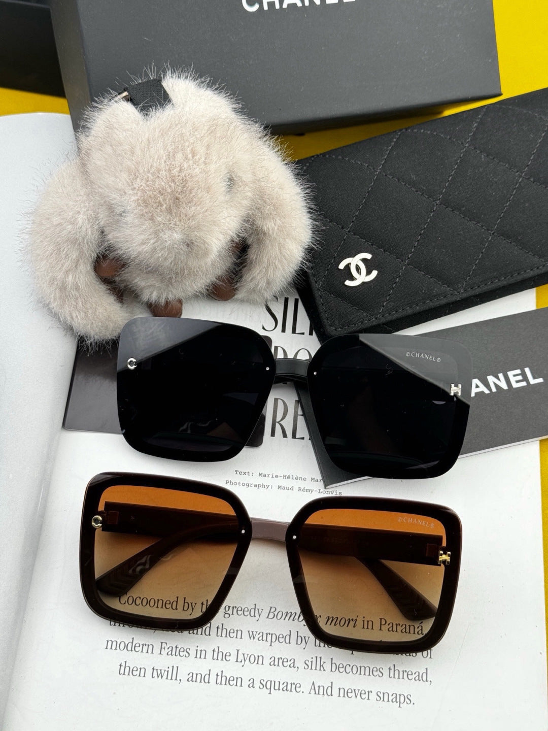 Chanel CH2305 Fashion Black Lens Sunglasses for Men & Women - 398628 - detail image 5