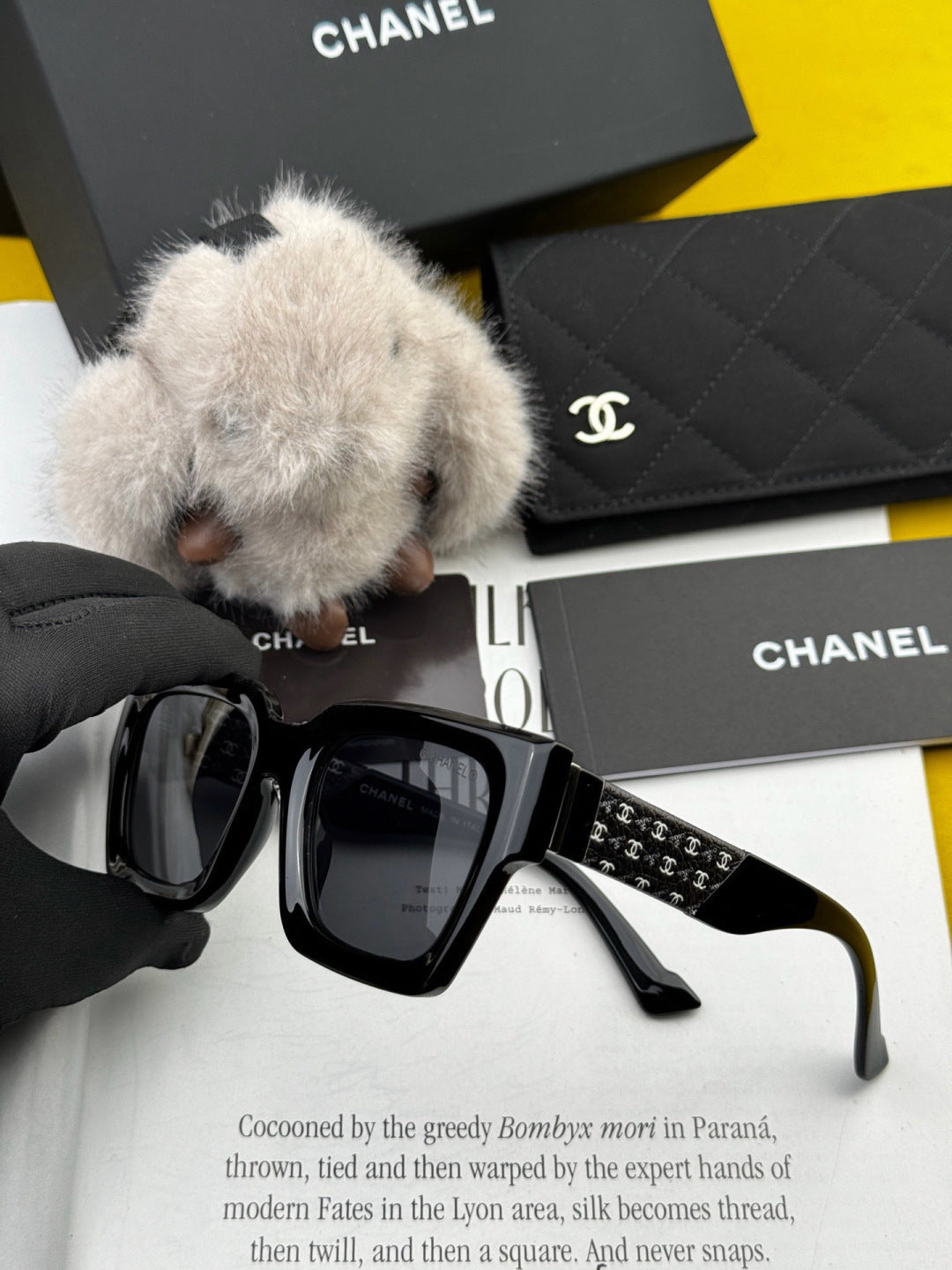 Chanel CH6132 Polarized Square Gold Lens Sunglasses for Men & Women - 398629 - detail image 2