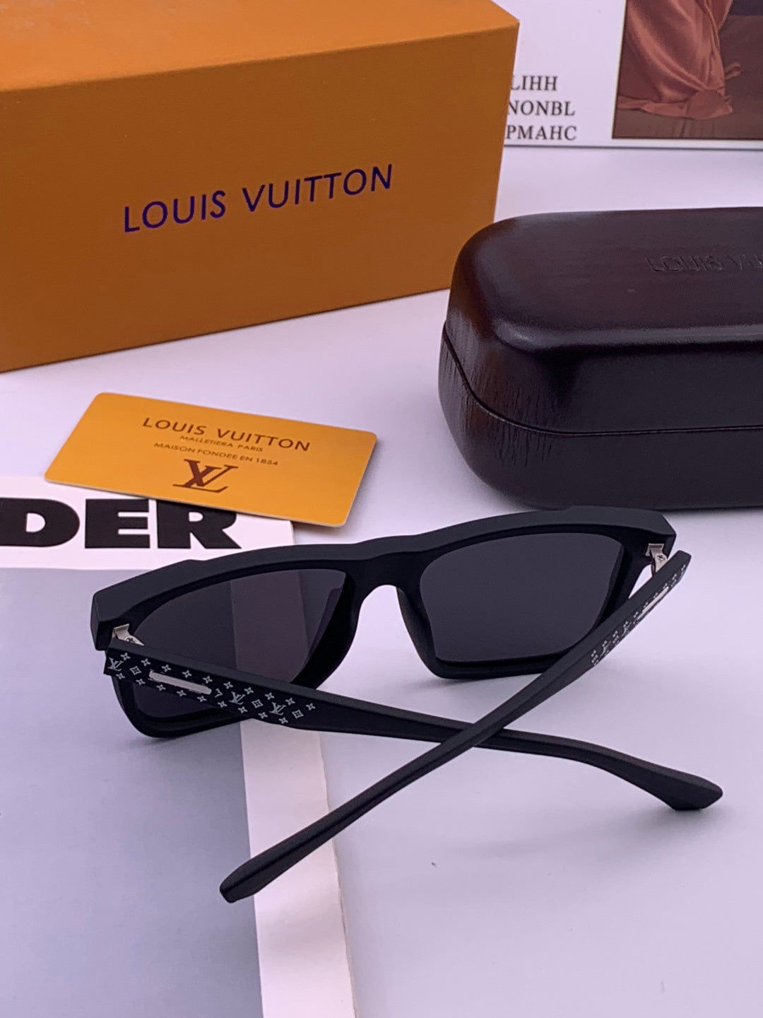 Louis Vuitton L8510 Square Brown Lens Sunglasses for Men & Women - 398133 - detail image 6