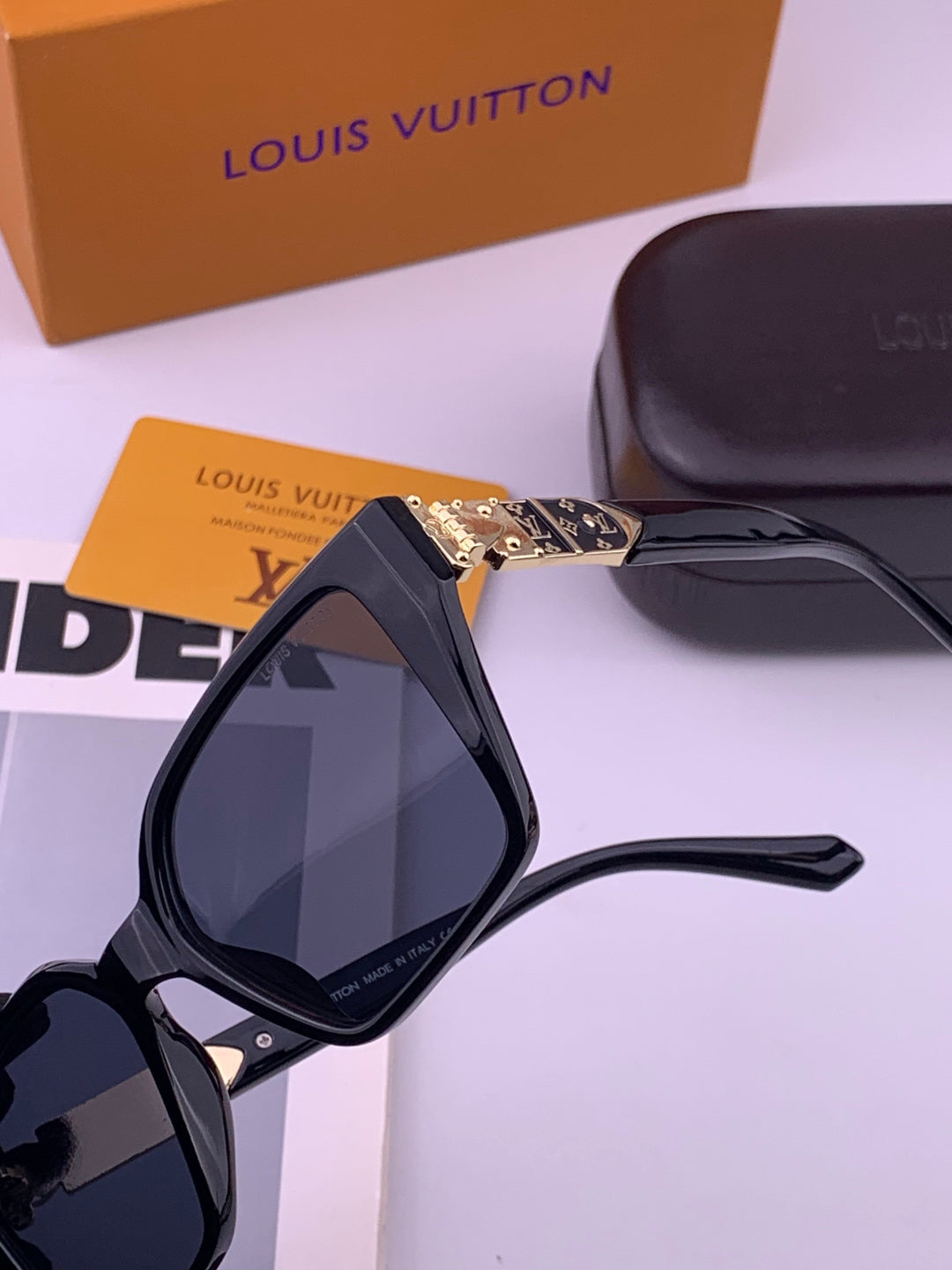 Louis Vuitton L36900 Square Black Lens Sunglasses for Men & Women - 398134 - detail image 3