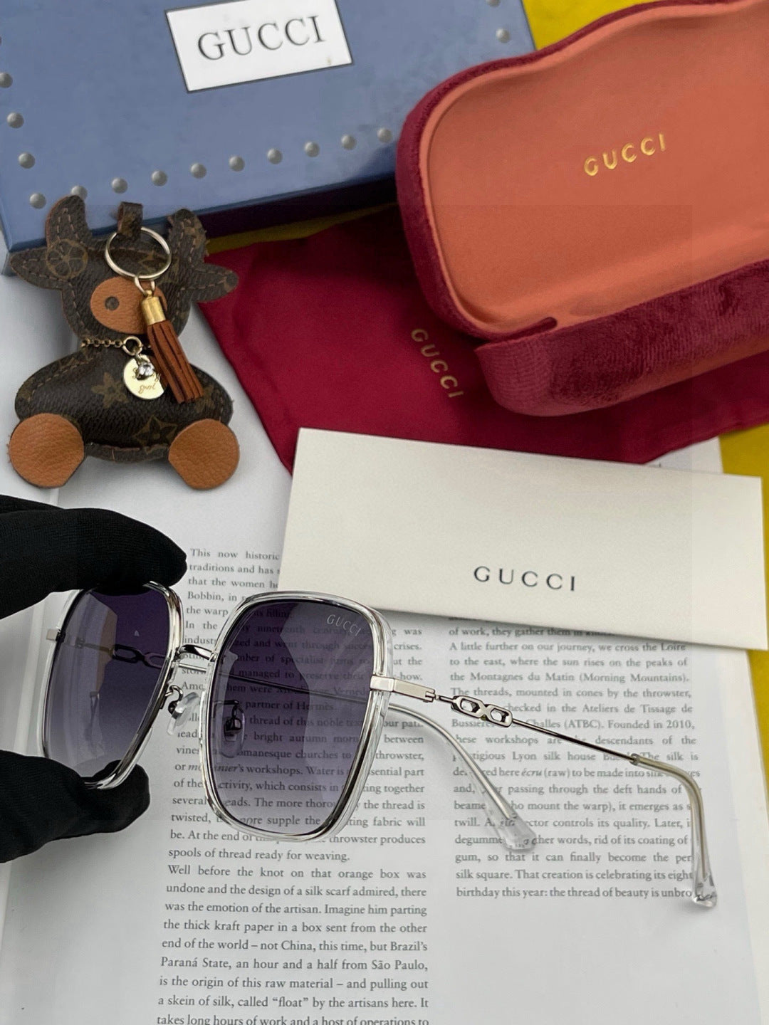 Gucci G1377 Polarized Round Red Lens Sunglasses for Men & Women - 398350 - detail image 5
