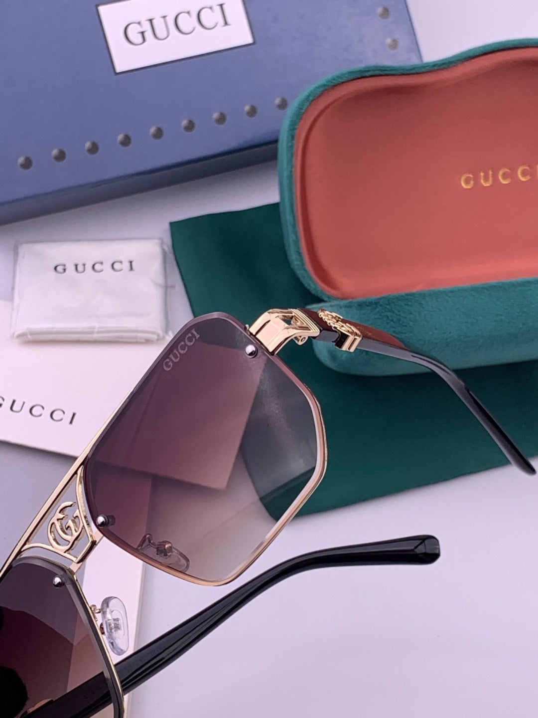 Gucci G21746 Aviator Black Lens Sunglasses for Men & Women - 398329 - detail image 3