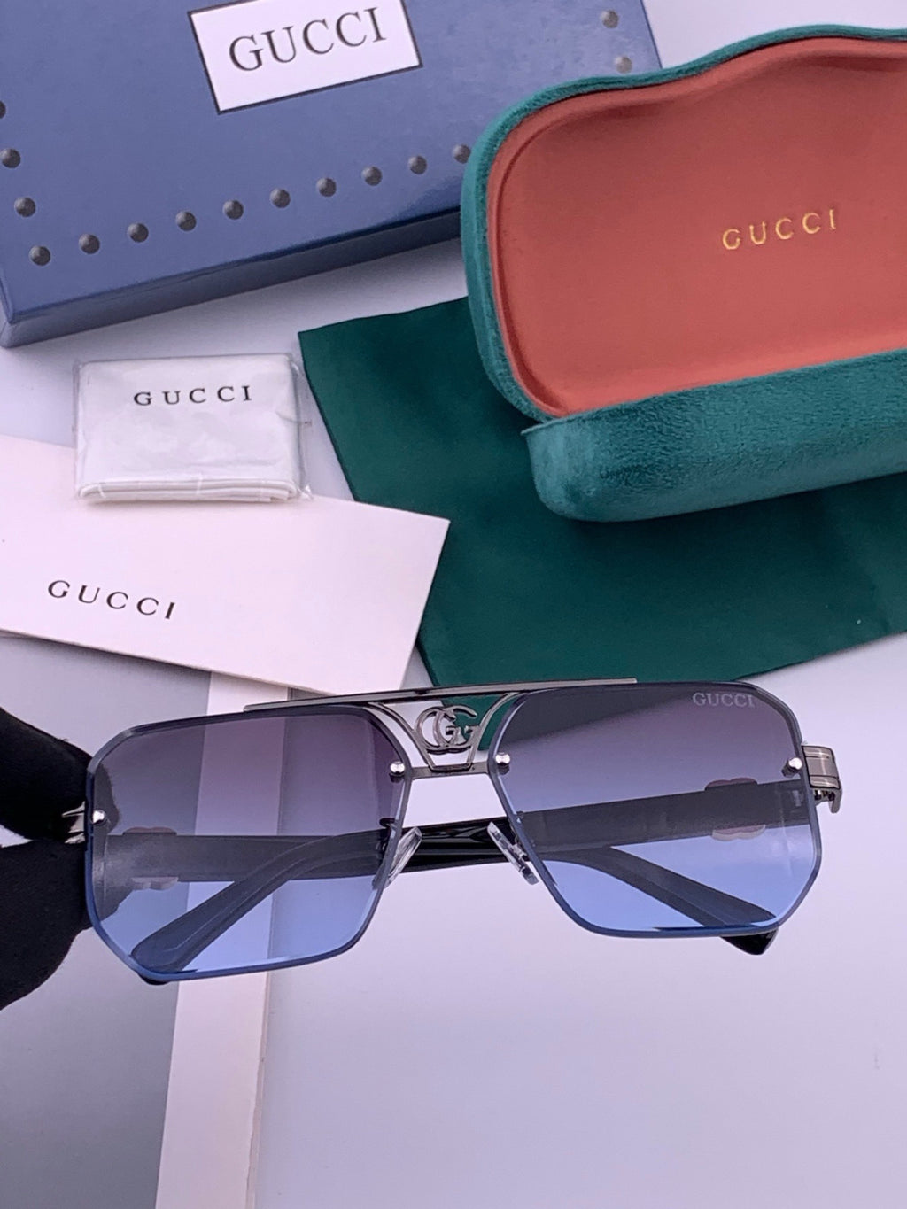 Gucci G21746 Aviator Black Lens Sunglasses for Men & Women - 398331