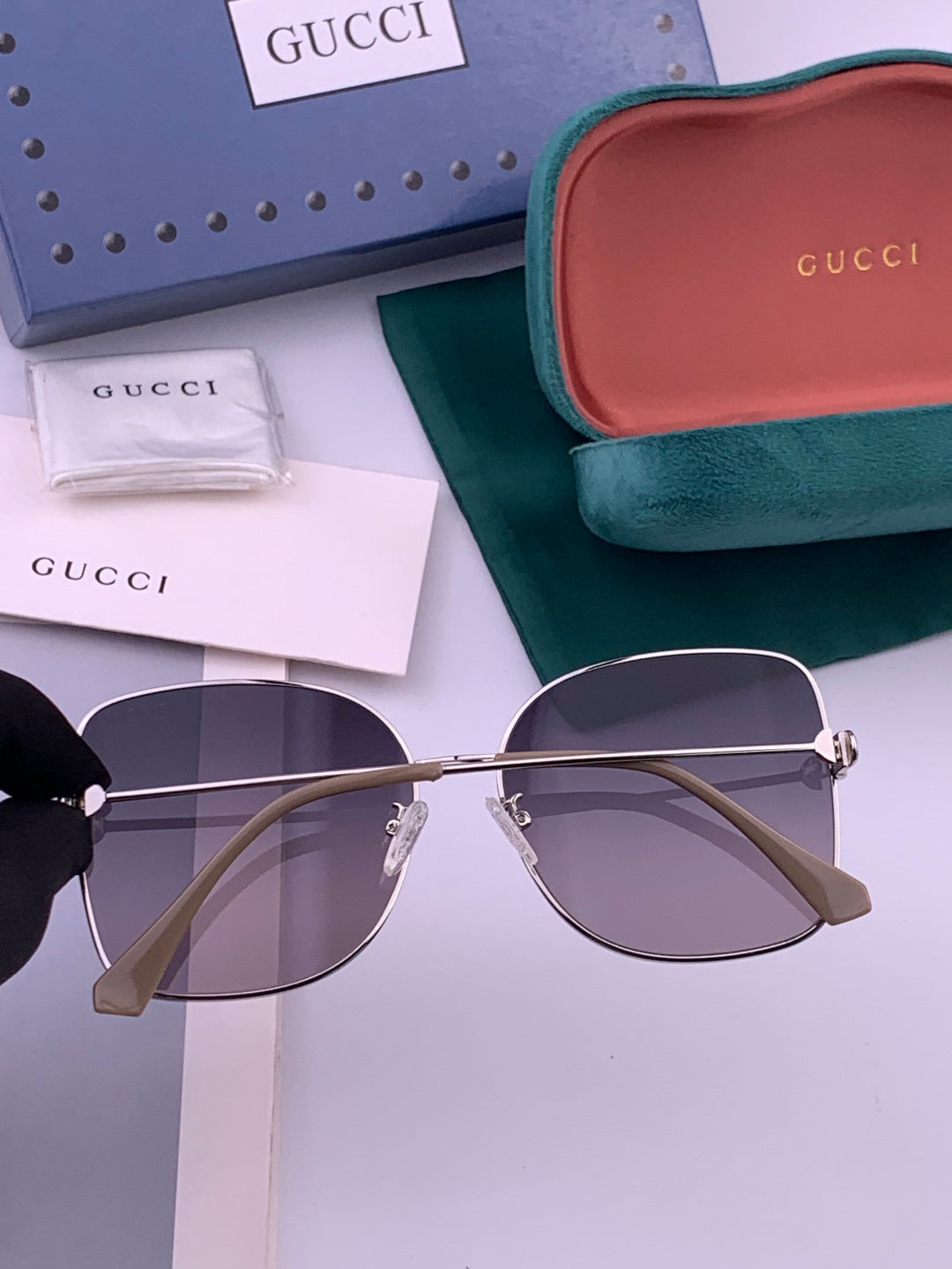 Gucci G2330 Polarized Round Black Lens Sunglasses for Women - 398333 - detail image 4