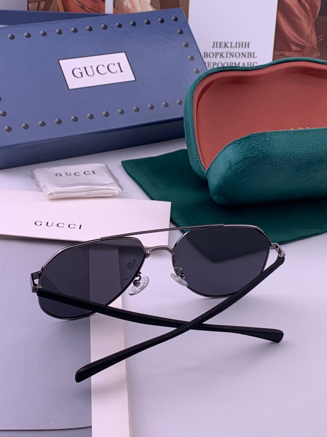 Gucci G5381 Polarized Aviator Gold Lens Sunglasses for Men & Women - 398343 - detail image 5