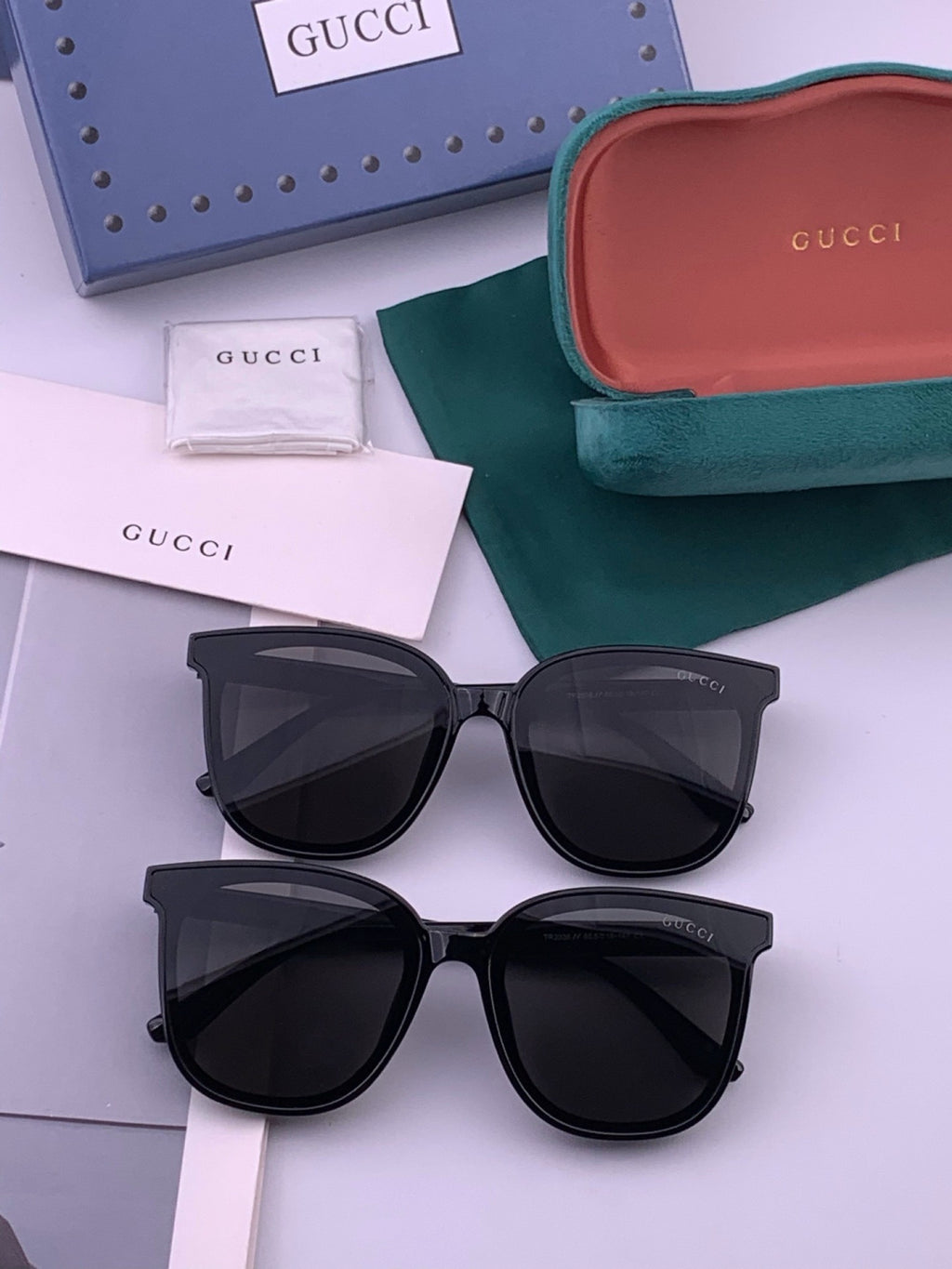 Gucci G6233 Polarized Square Gold Lens Sunglasses for Men & Women - detail image 7