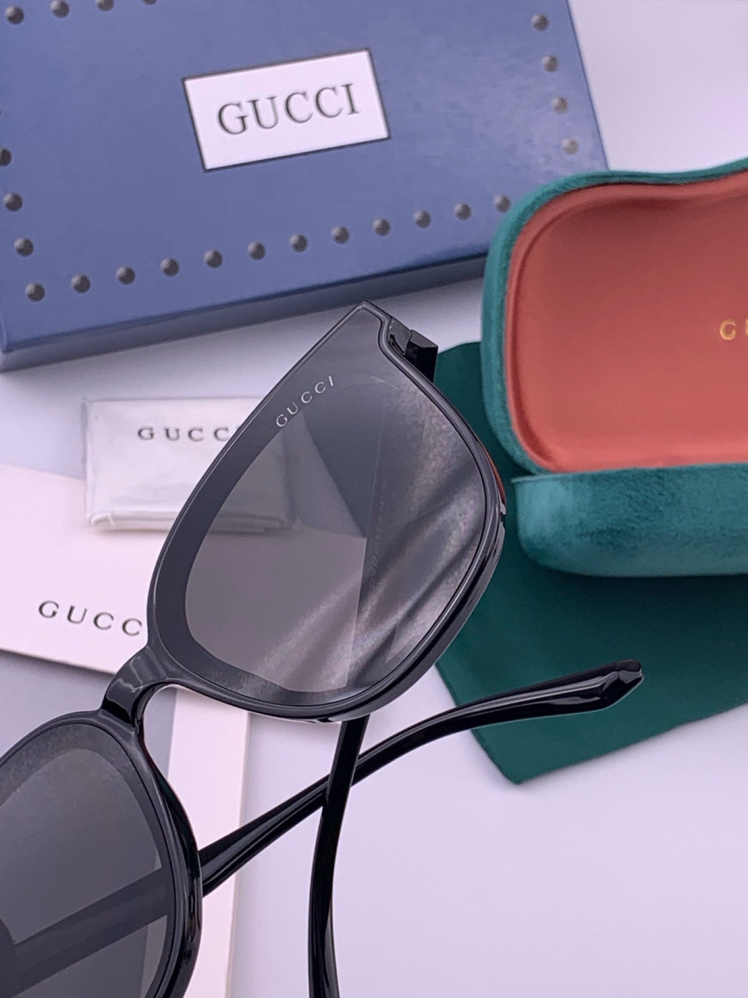 Gucci G6233 Polarized Square Gold Lens Sunglasses for Men & Women - detail image 5