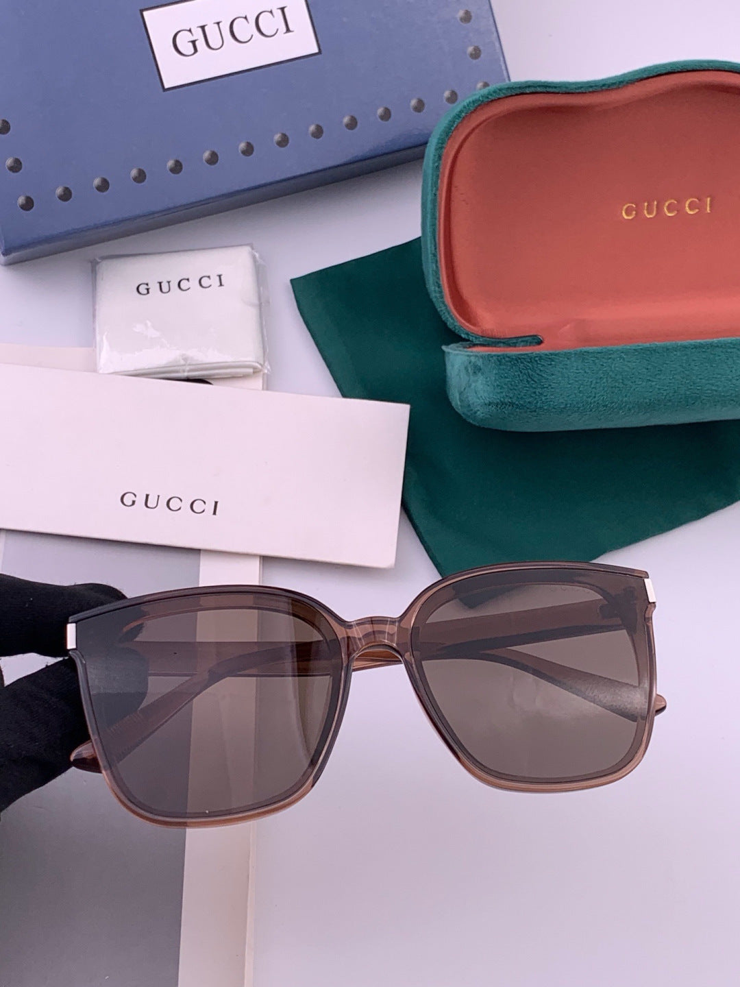 Gucci G9940 Polarized Square Black Lens Sunglasses for Men & Women - 398322 - detail image 2