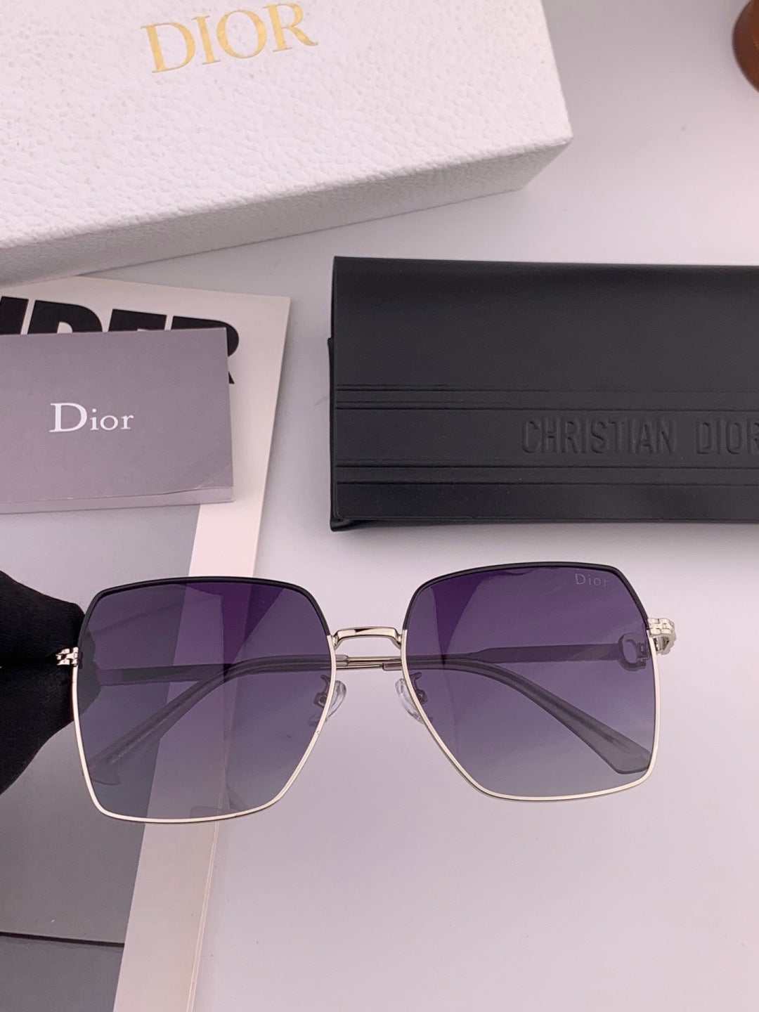 Dior D6310 Polarized Square Red Lens Sunglasses for Men & Women - 398744 - detail image 3