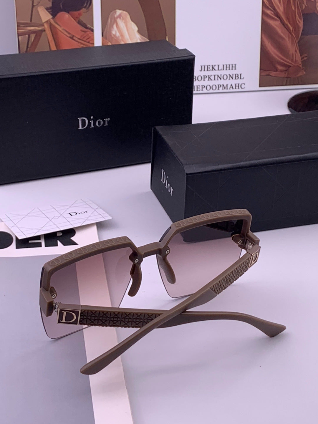 Dior CD9781 Polarized Square Gold Lens Sunglasses for Women - detail image 4