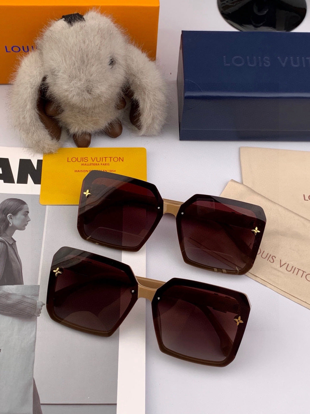 Louis Vuitton L5230 Square Red Lens Sunglasses for Men & Women - detail image 7