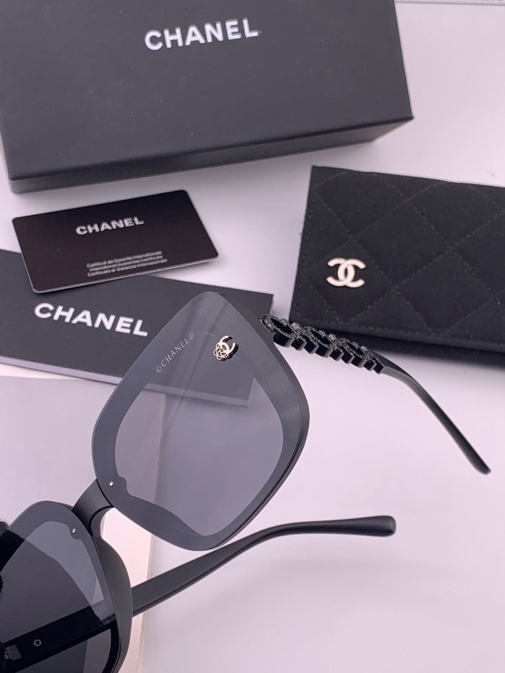 Chanel CH6991 Polarized Round Black Lens Sunglasses for Women - 398538 - detail image 3