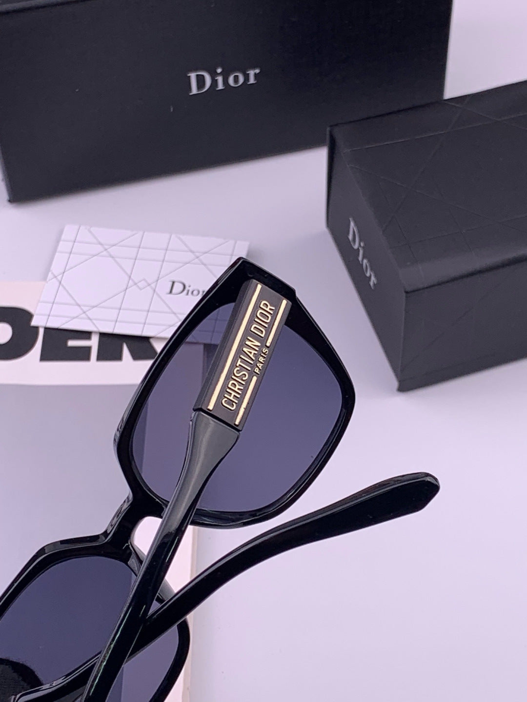 Dior D67706 Fashion Gold Lens Sunglasses for Men & Women - 415484 - detail image 5
