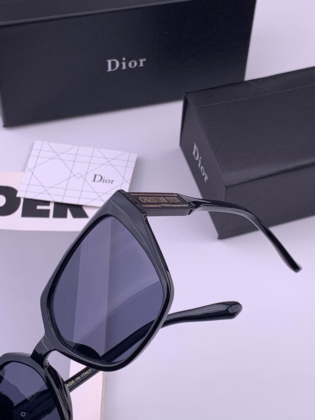 Dior D67706 Fashion Gold Lens Sunglasses for Men & Women - 415484 - detail image 4