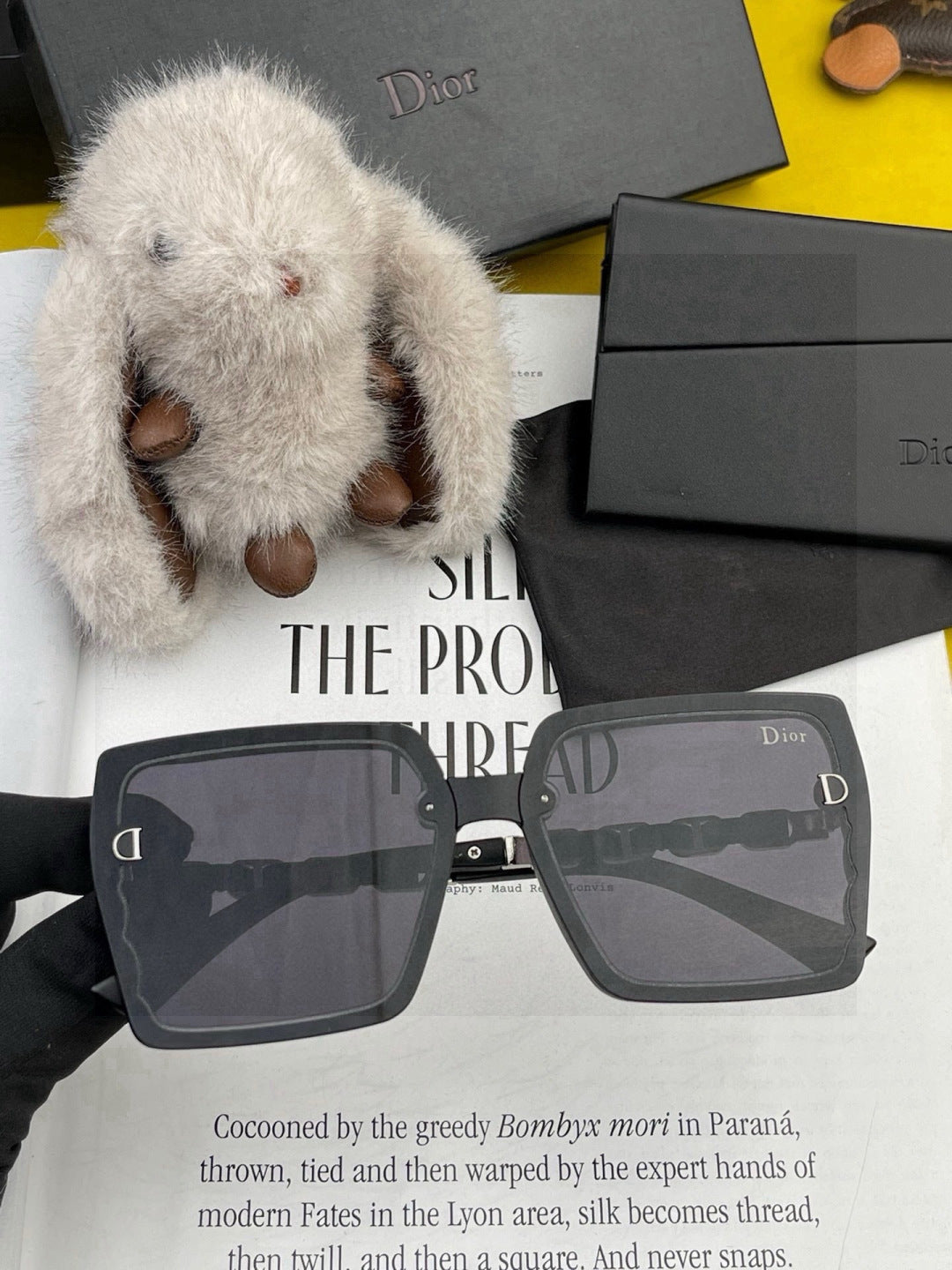 Dior CD5302 Square Gold Lens Sunglasses for Men & Women - 415473 - detail image 2