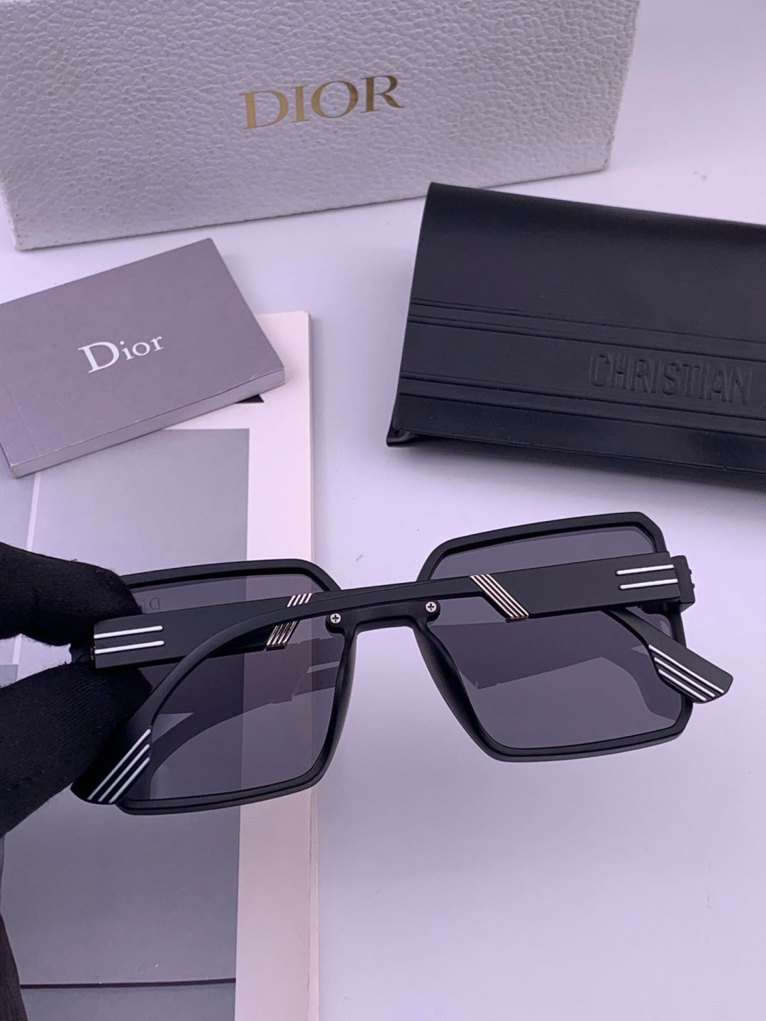 Dior CD8226 Polarized Square Brown Lens Sunglasses for Women - 415516 - detail image 4