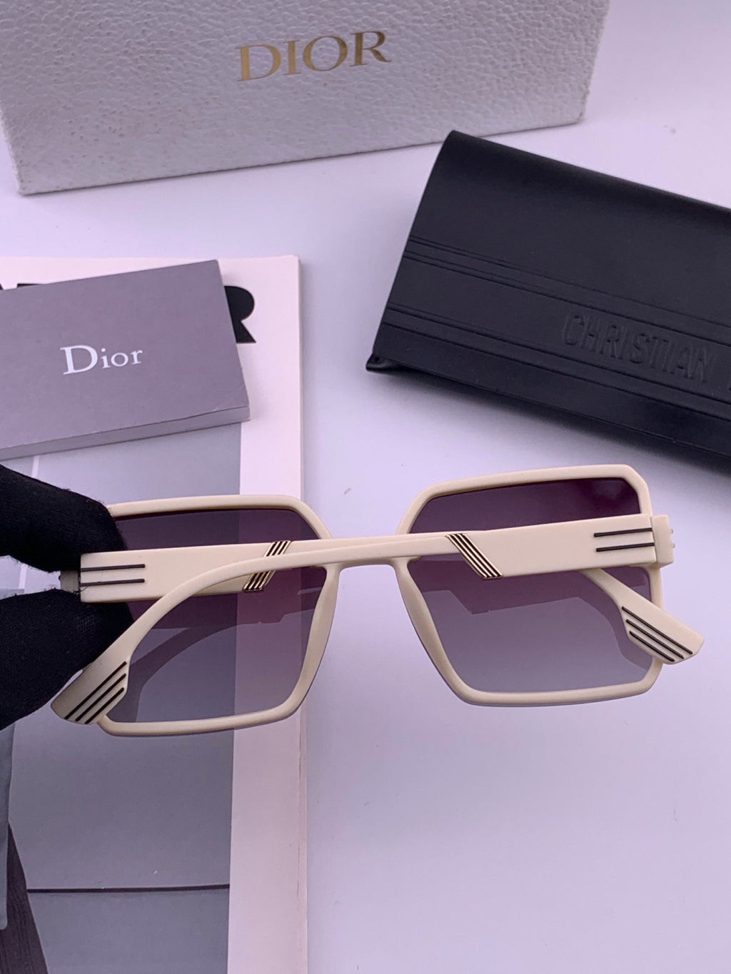 Dior CD8226 Polarized Square Red Lens Sunglasses for Women - 415517 - detail image 4