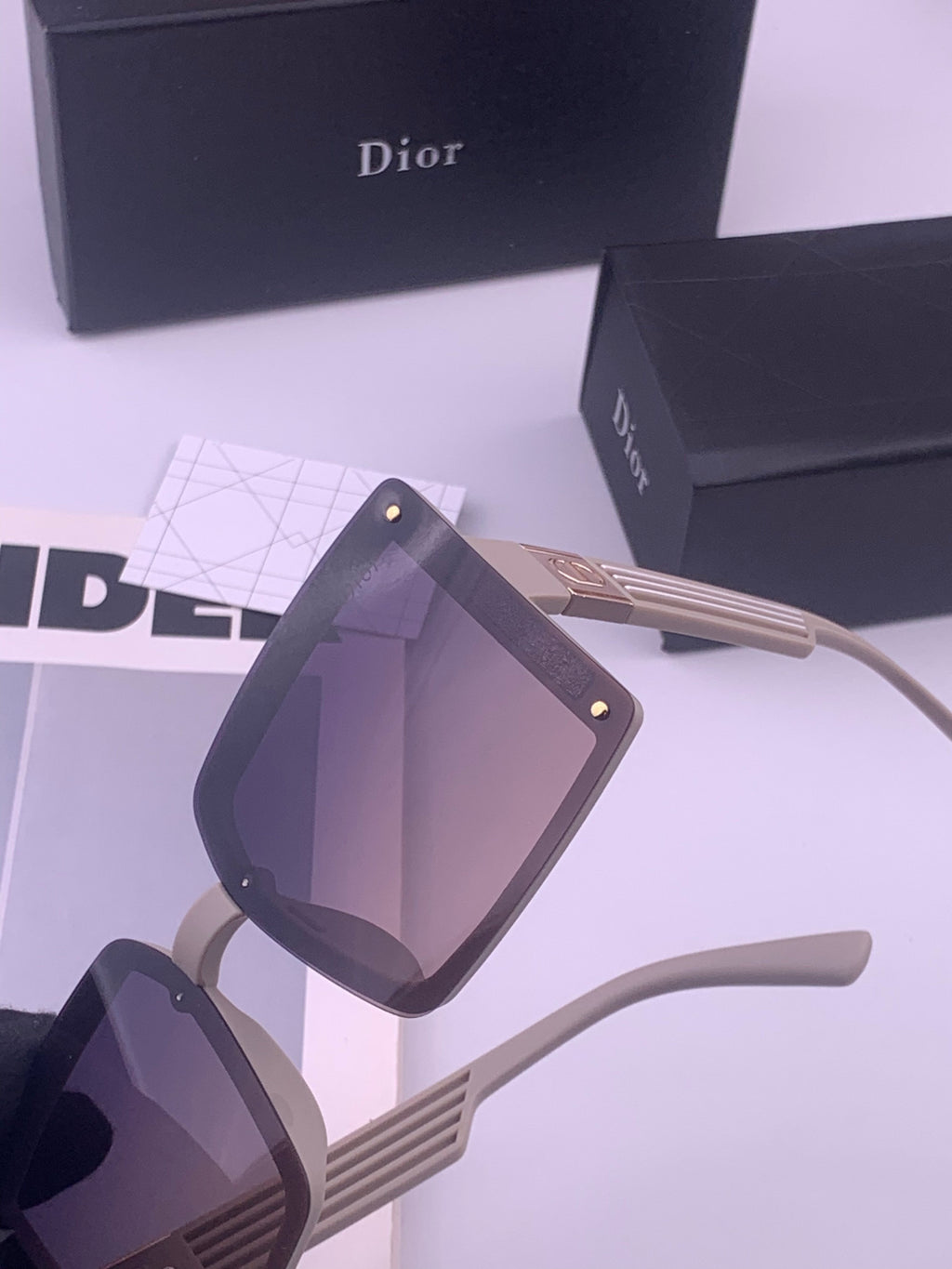 Dior D1297 Polarized Square Gold Lens Sunglasses for Men & Women - 415527 - detail image 3